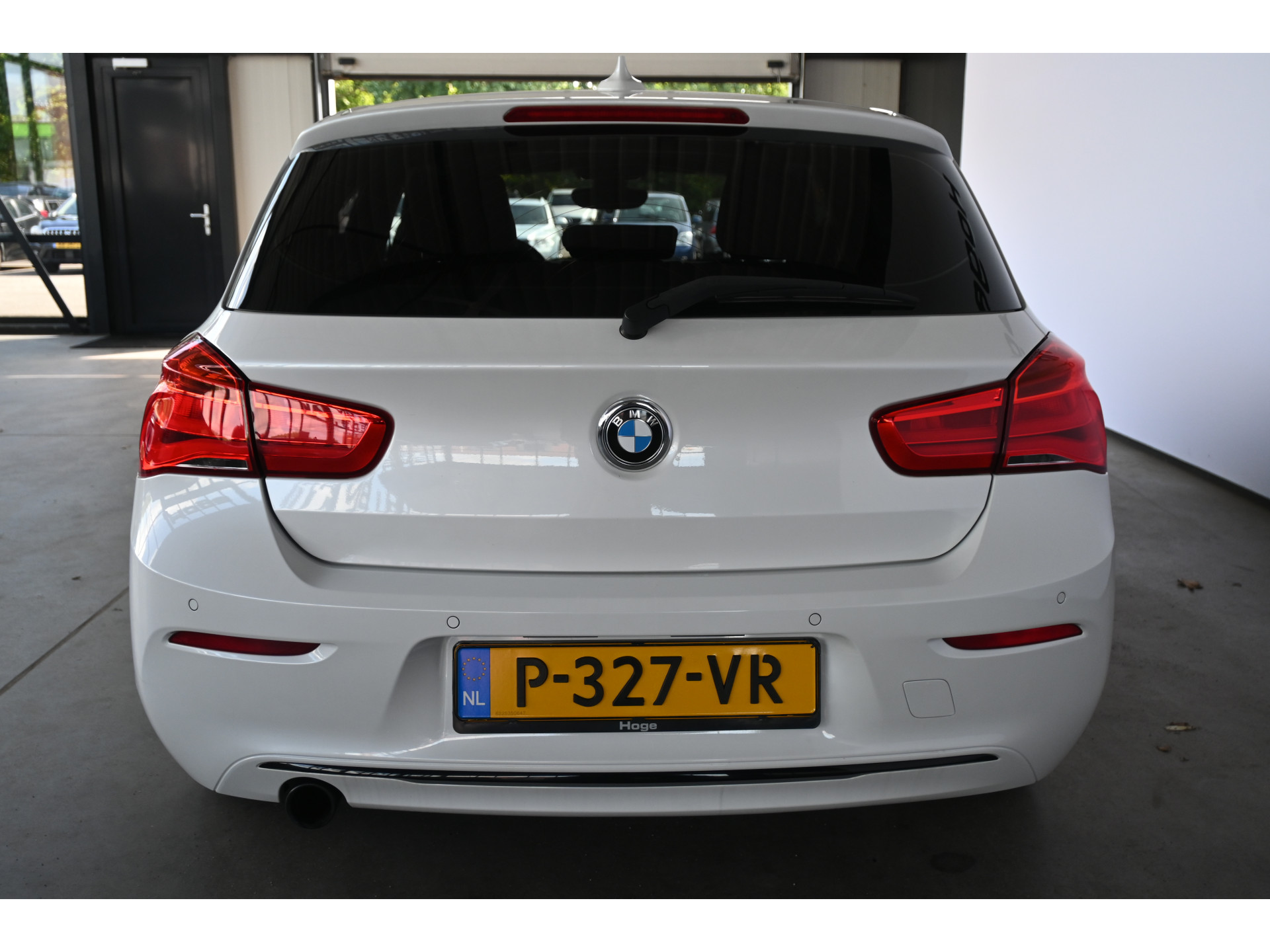 BMW 1-serie 116i Sport Cima Navigatie Pdc Cruise Control LED Stoelverwarming Inruil Mogelijk!