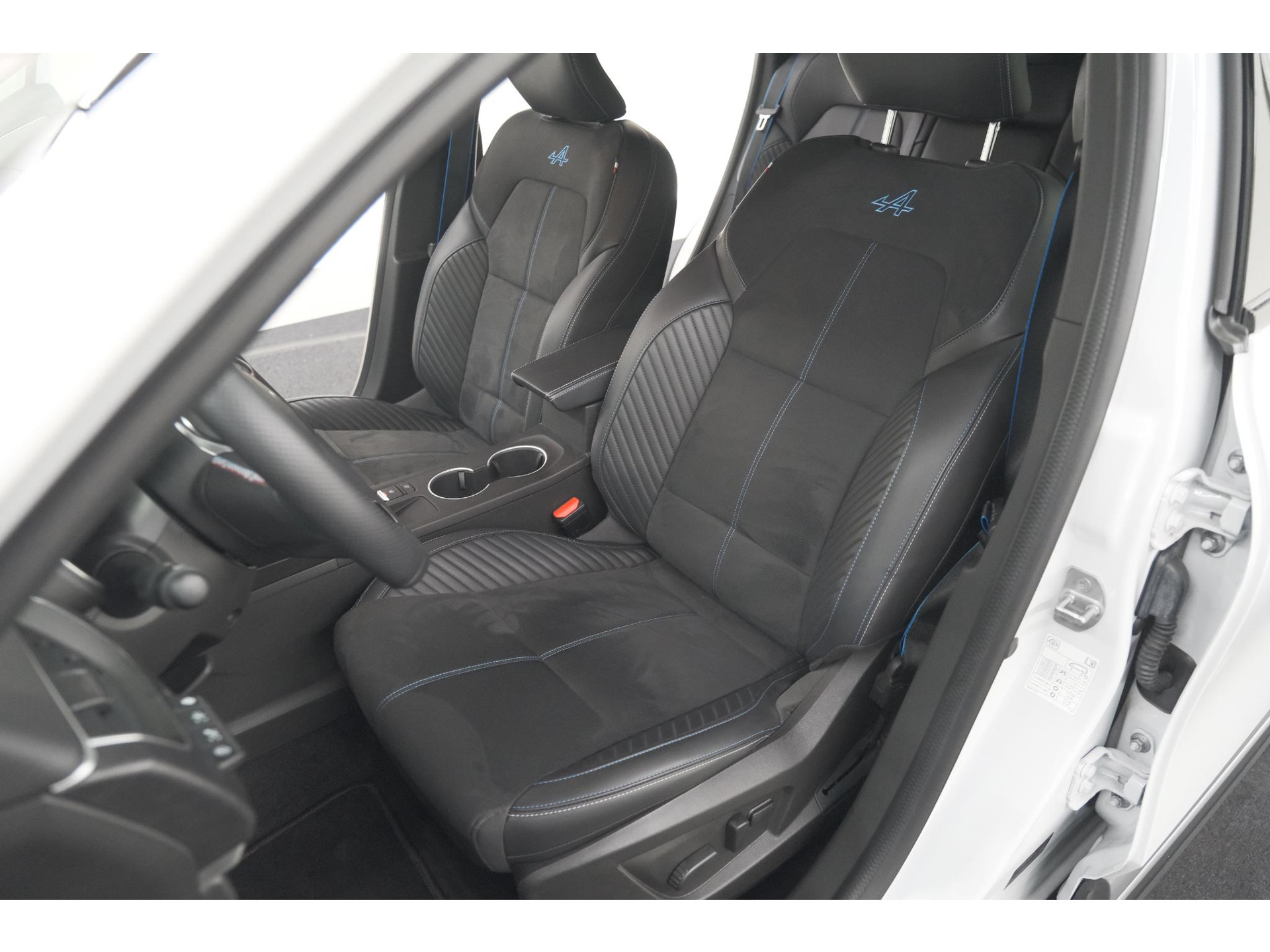 Renault Arkana 1.6 E-Tech hybrid 145 Esprit Alpine | 360 Camera | Adaptieve Cruise Control | Pack Winter | Dodehoekdetectie