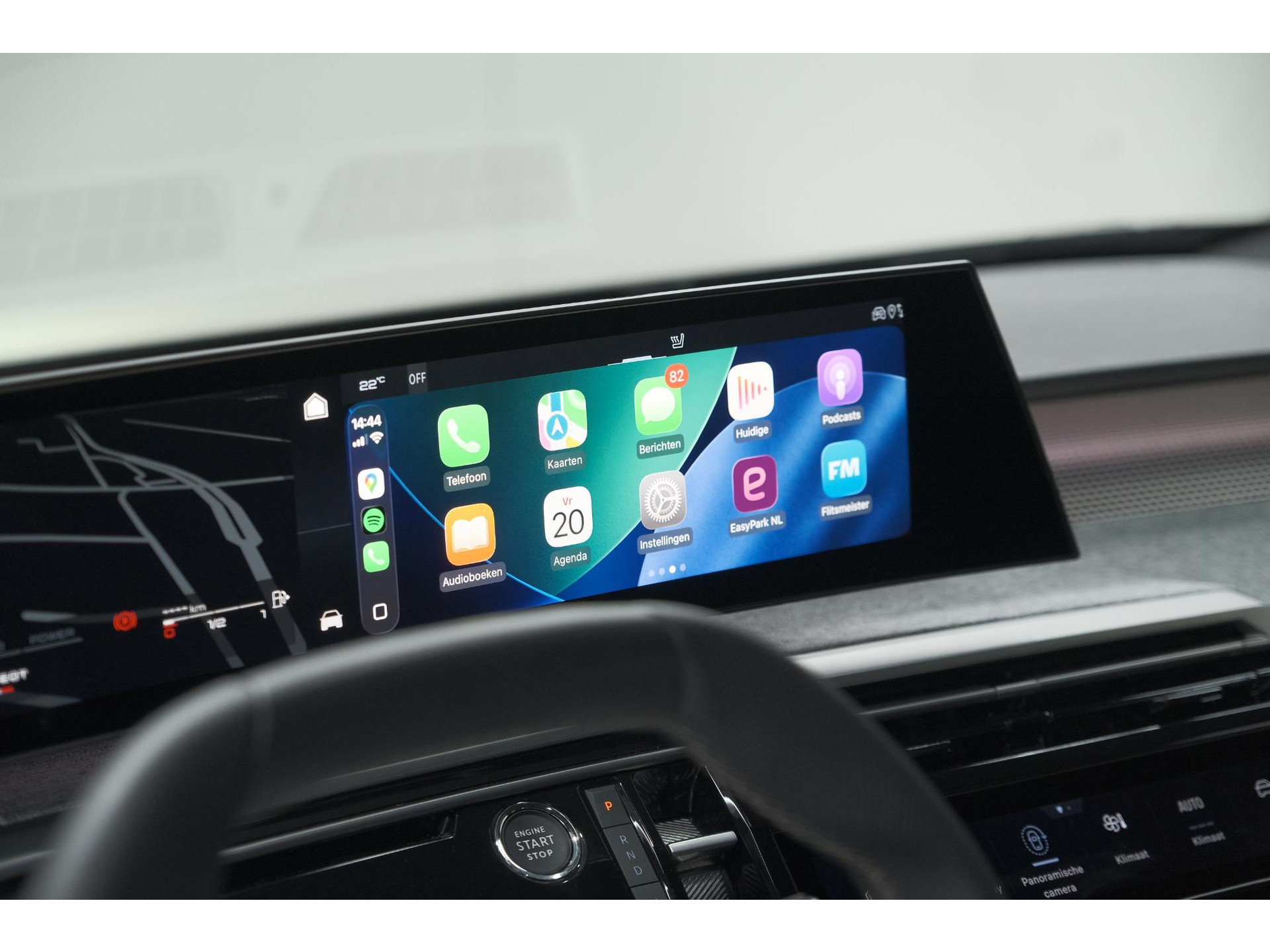 Peugeot 3008 1.2 Hybrid 136 GT | Panoramadak | 360 Camera | Stoelverwarming | Elektrische Kofferklep | Allseason Banden