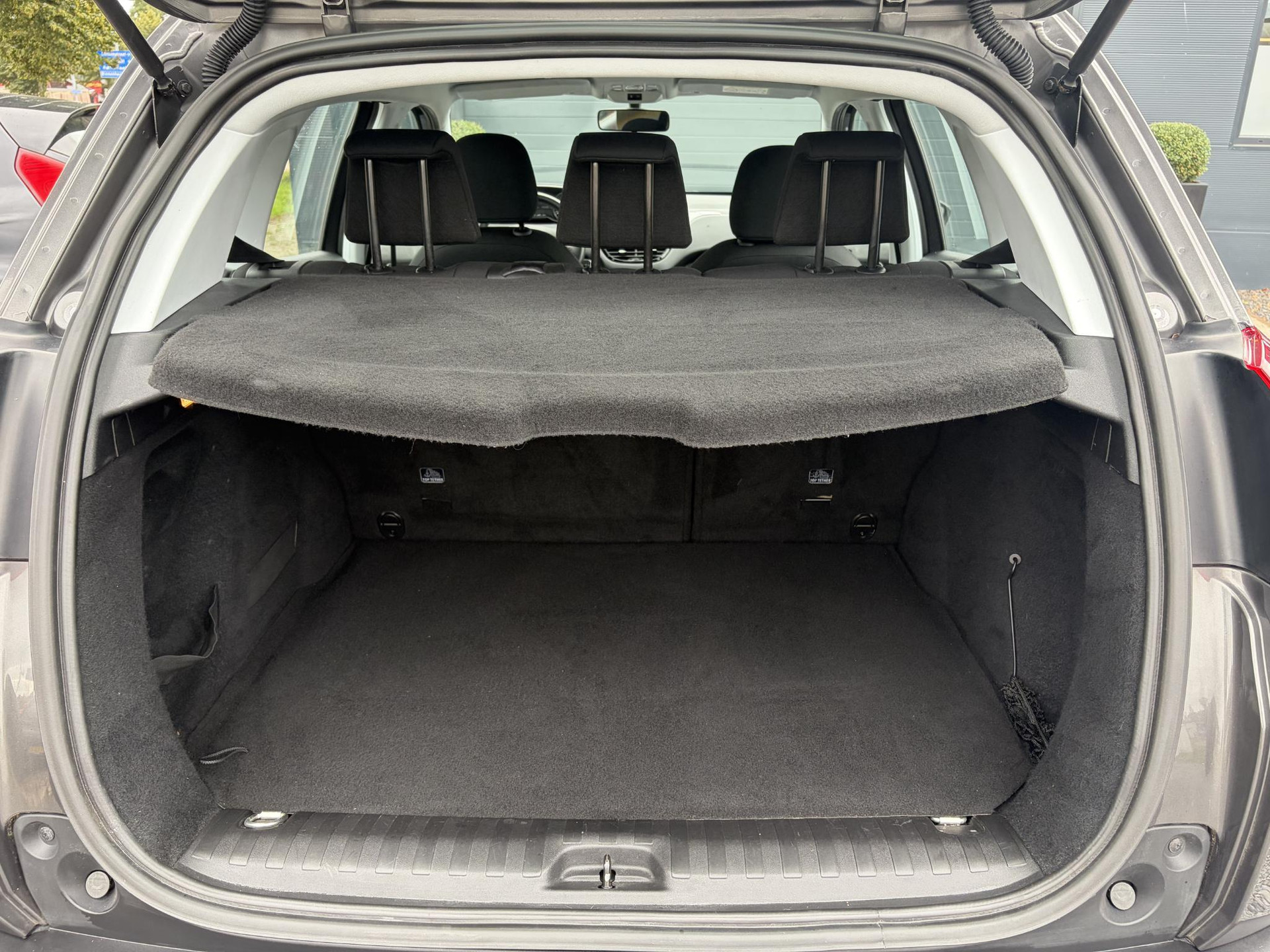 Peugeot 2008 1.2 PureTech Blue Lion ✓D-riem vv in 10-2025✓Navi✓110pk✓Carplay✓Airco✓Cruise✓Pdc✓N.A.P✓Apk tot 12-2026