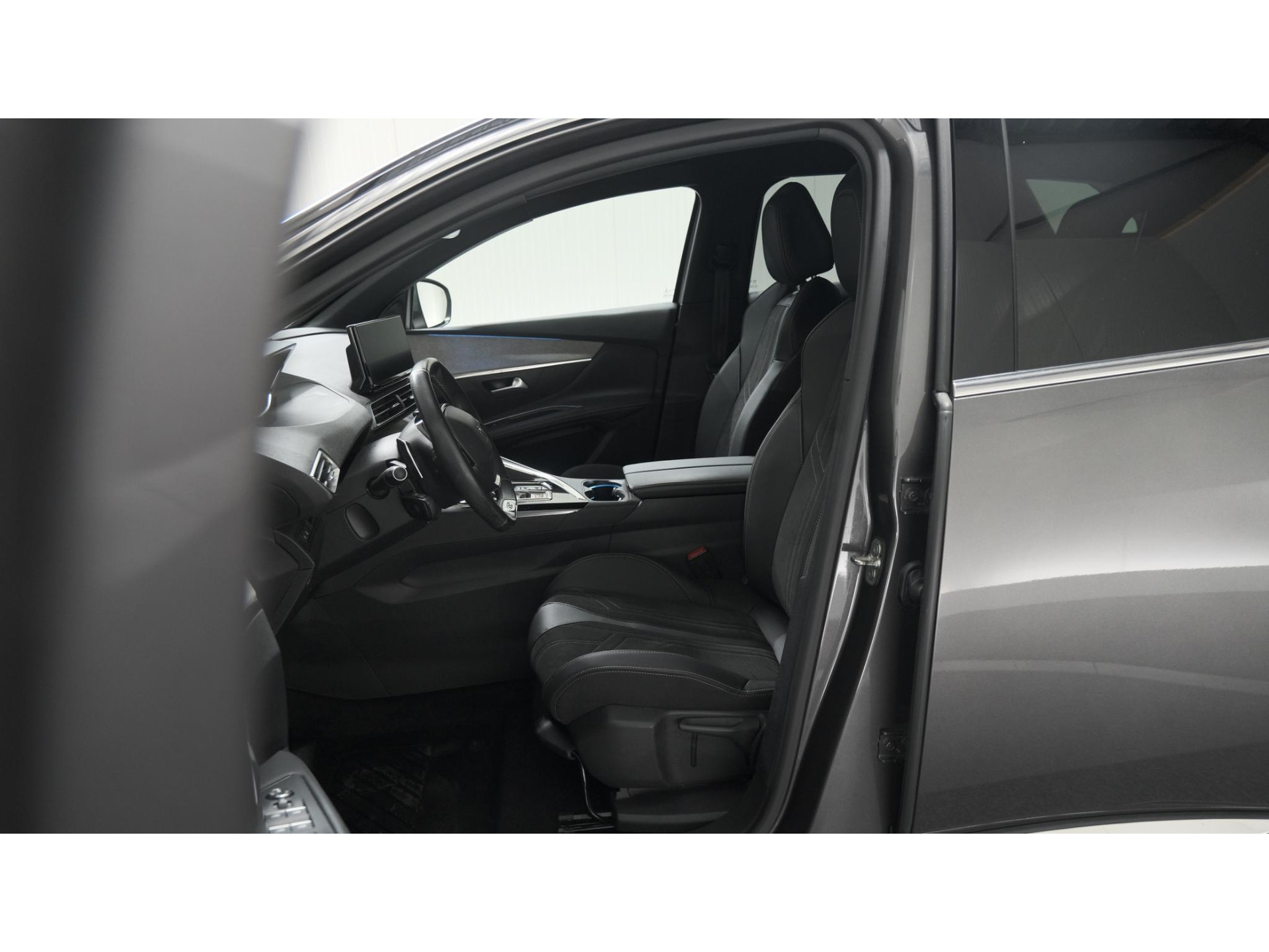 Peugeot 3008 1.6 PureTech 180 EAT8 GT | Trekhaak | Camera | Dodehoekdetectie | Navigatie