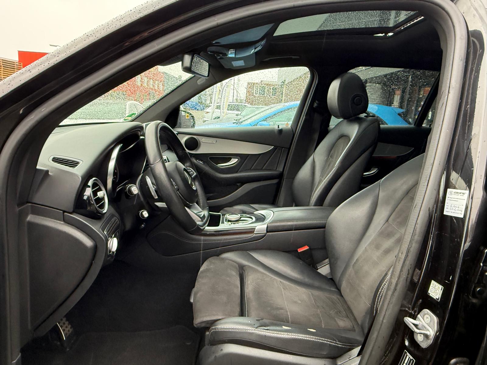 Mercedes-Benz GLC-klasse 220 d 4MATIC Premium Plus | 3/6/12MND GARANTIE | LED | CARPLAY | PANODAK | CRUISE | NAVI | TREKHAAK |
