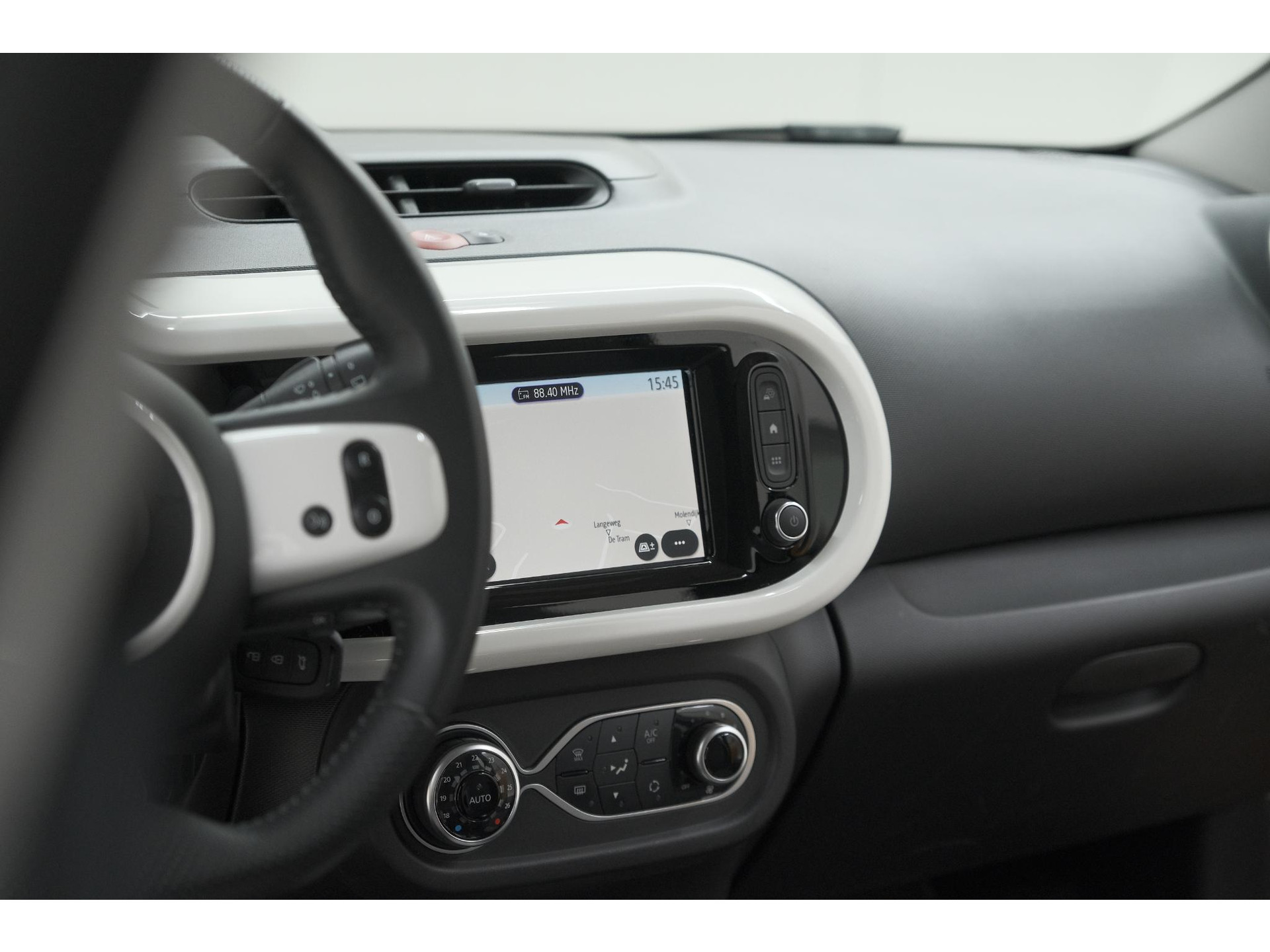 Renault Twingo Z.E. R80 Collection | Lage Kilometerstand | Apple Carplay | Climate Control