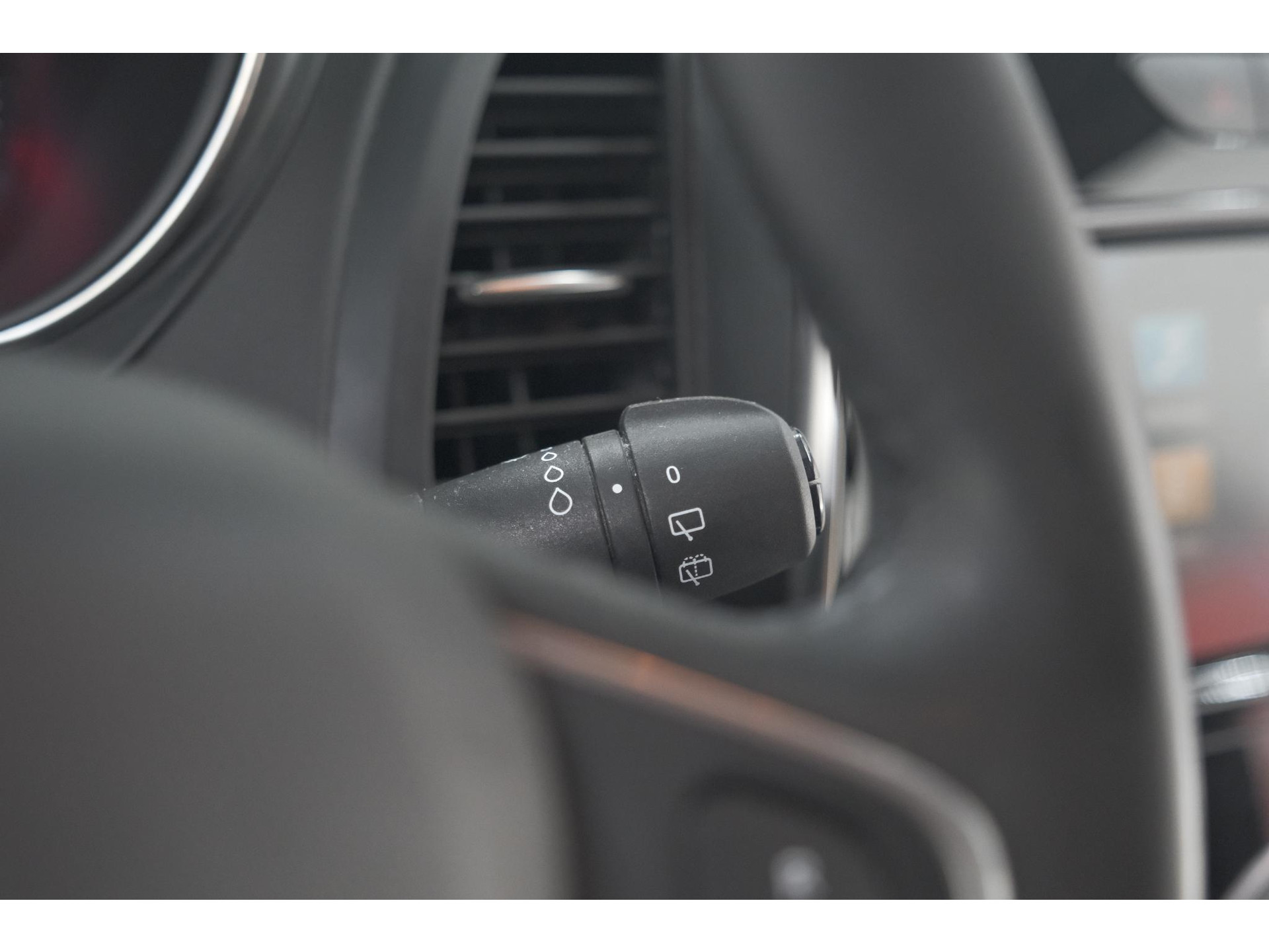Renault Captur TCe 90 Intens | Trekhaak | Camera | Dodehoekdetectie | Navigatie