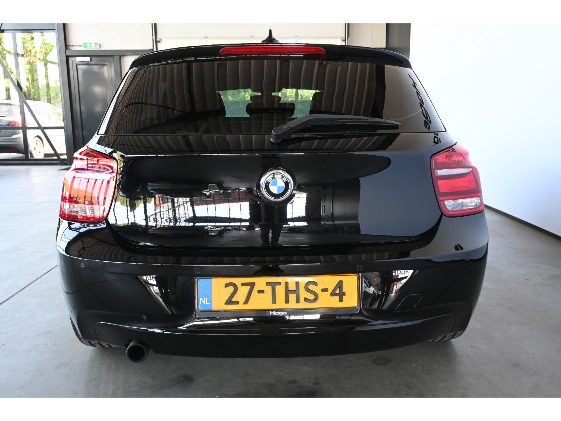 BMW 1-serie 116i Business+ Clima Cruise control Navigatie Xenon Stoelverwarming Inruil Mogelijk!