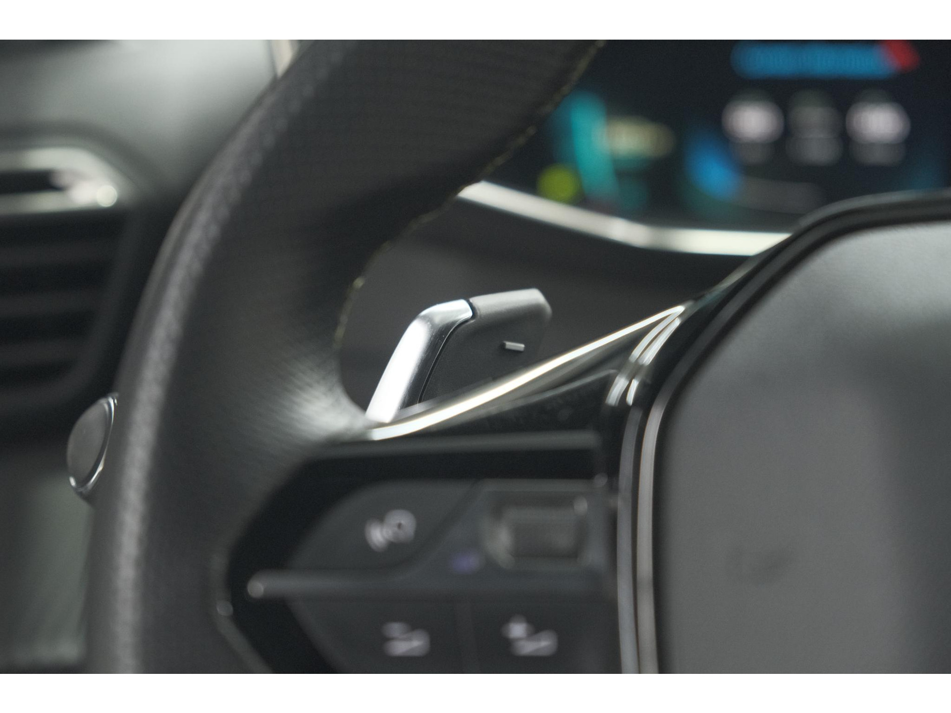 Peugeot 208 PureTech 131 EAT8 GT | Camera | Dodehoekdetectie | Navigatie | Carplay
