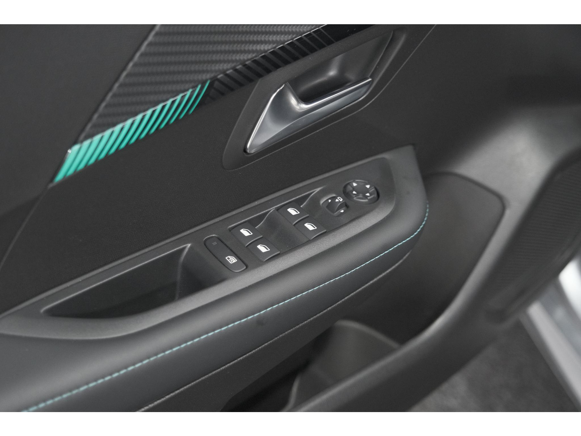Peugeot 208 PureTech 100 Allure Pack | Camera | Apple Carplay | Parkeersensoren | Navigatie