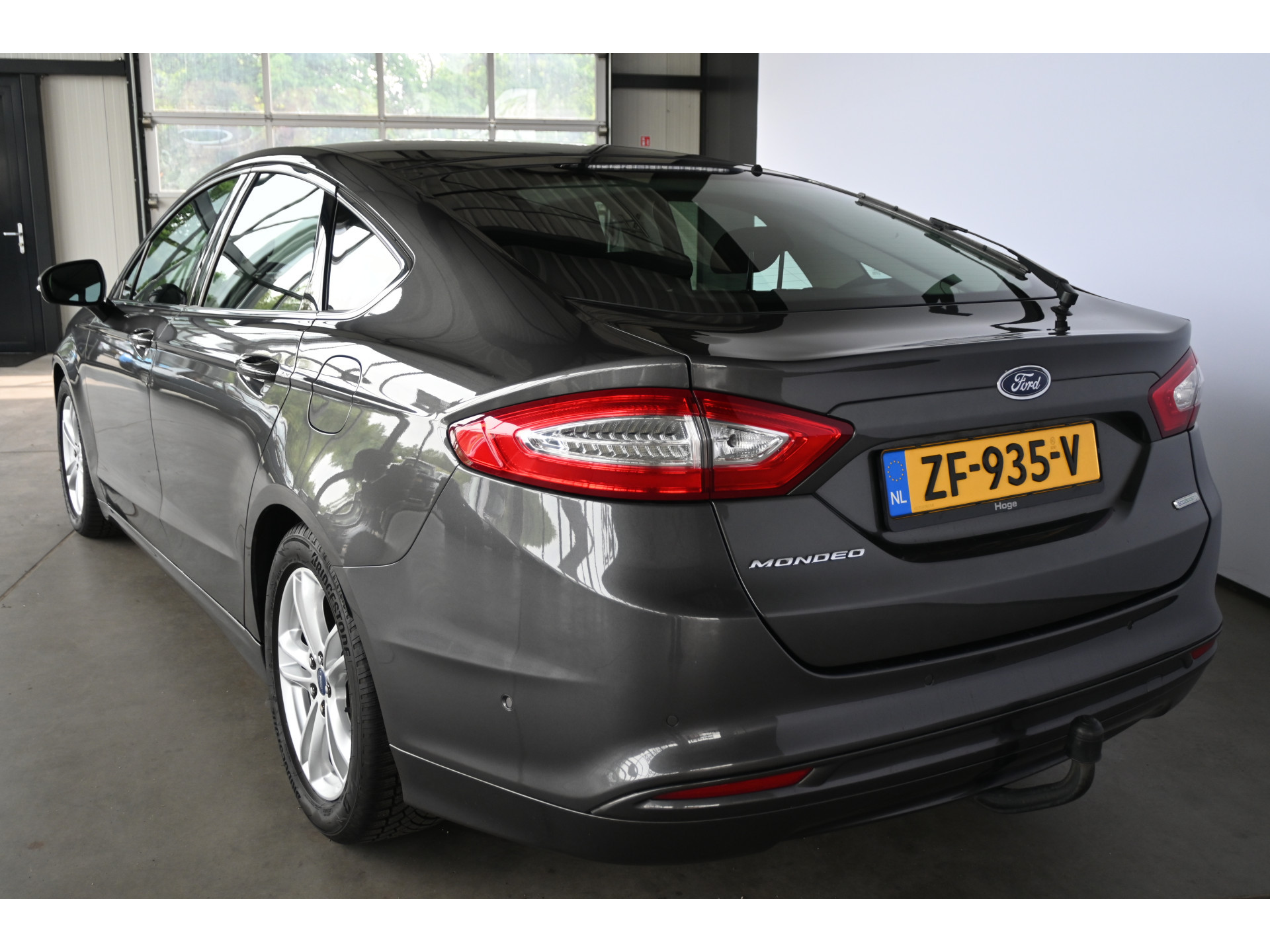 Ford Mondeo 1.5 Titanium Automaat Clima Navigatie Cruise Control Trekhaak Rijklaarprijs! Inruil Mogelijk!