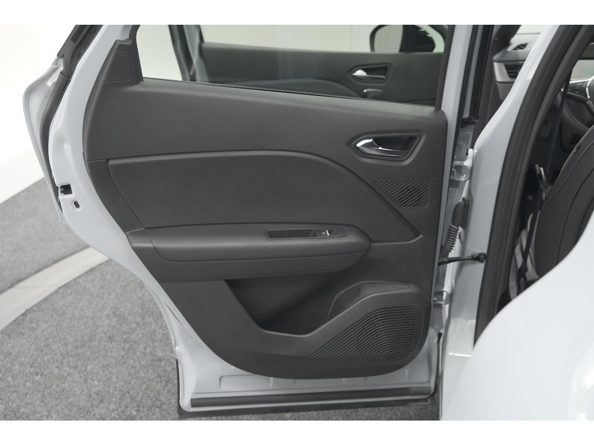 Renault Captur TCe 90 Techno | Nieuw Model | Camera | Harman Kardon | Apple Carplay | Parkeersensoren | 18 Inch Lichtmetalen Velgen