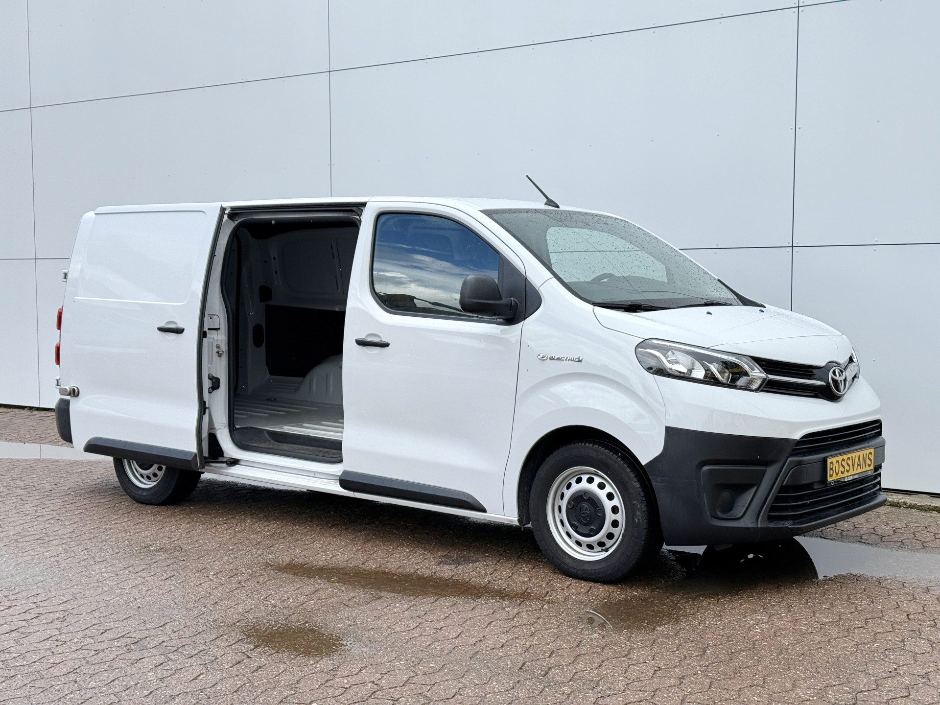 Toyota ProAce Electric Worker 75kWh 136PK L3 XL 348km WLTP EV Snelladen Climate control Cruise control Laadkabel