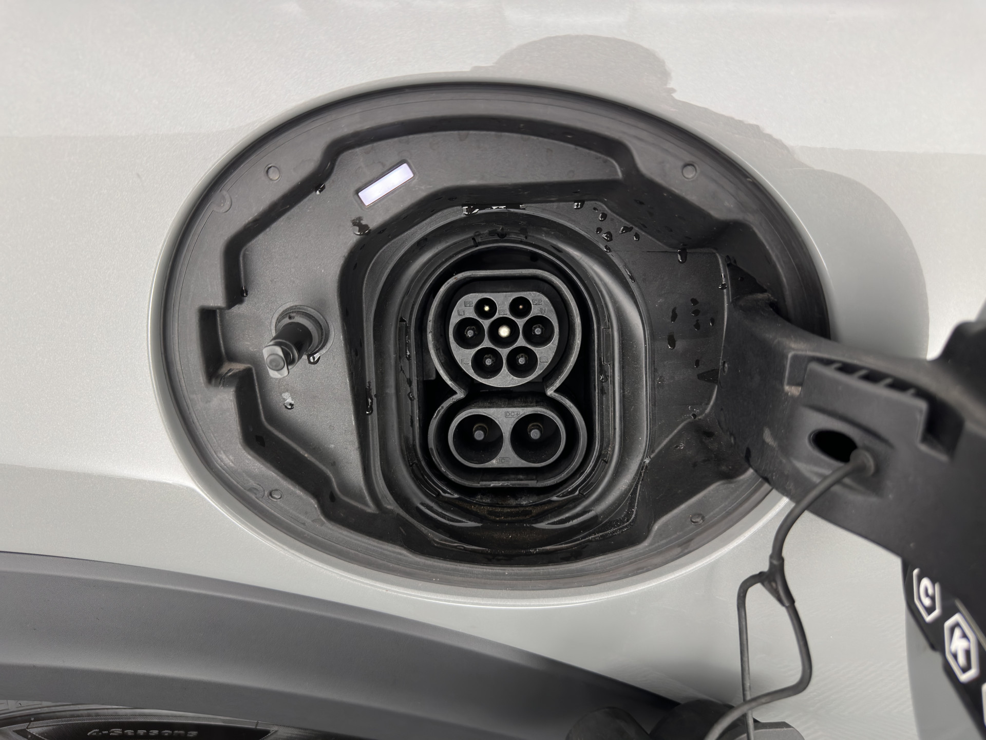 MINI Mini Electric Basic 33 kWh [ 3-Fase ] (SOH-100%) (INCL-BTW) Aut. *HEATPUMP | FULL-LED | SPORT-SEATS | NAVI-FULLMAP | DIGI-COCKPIT | DAB+ | ECC | CCS-FASTLOADER | UNION-JACK | KEYLESS | CRUISE | AMBIENT-LIGHT | 16''ALU*