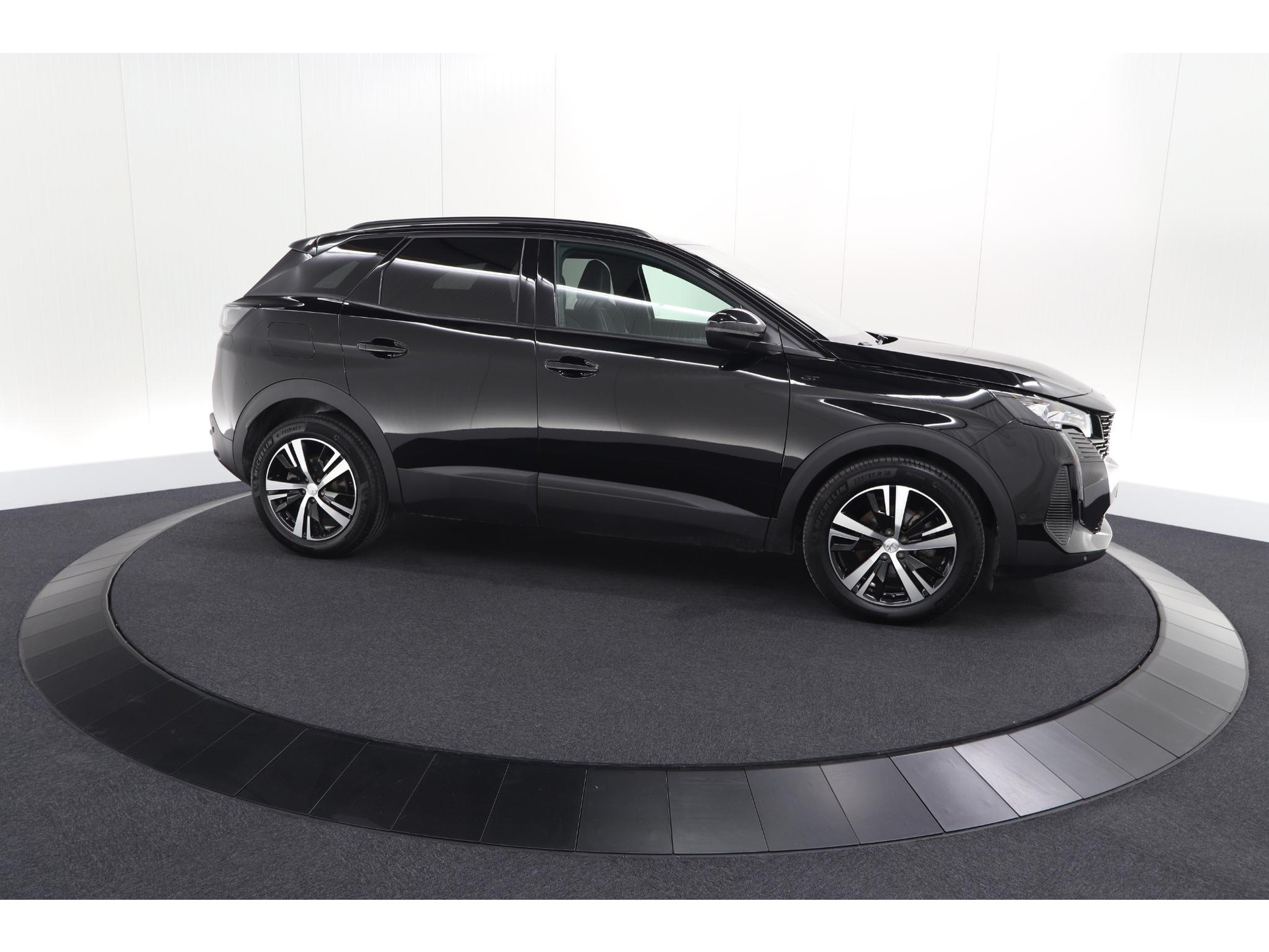Peugeot 3008 PureTech 130 EAT8 GT Black Pack | Camera | Adaptieve Cruise Control | Elektronische Kofferklep | Apple Carplay