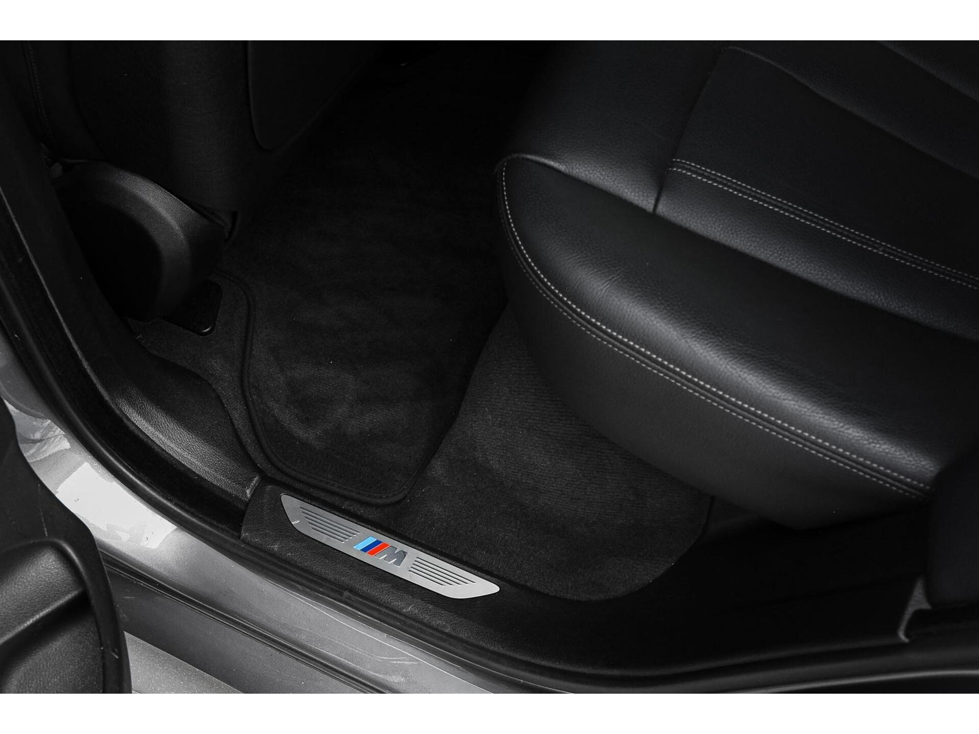 BMW X5 40e M Sport Pano HUD Harman Kardon Trekhaak 360° LED
