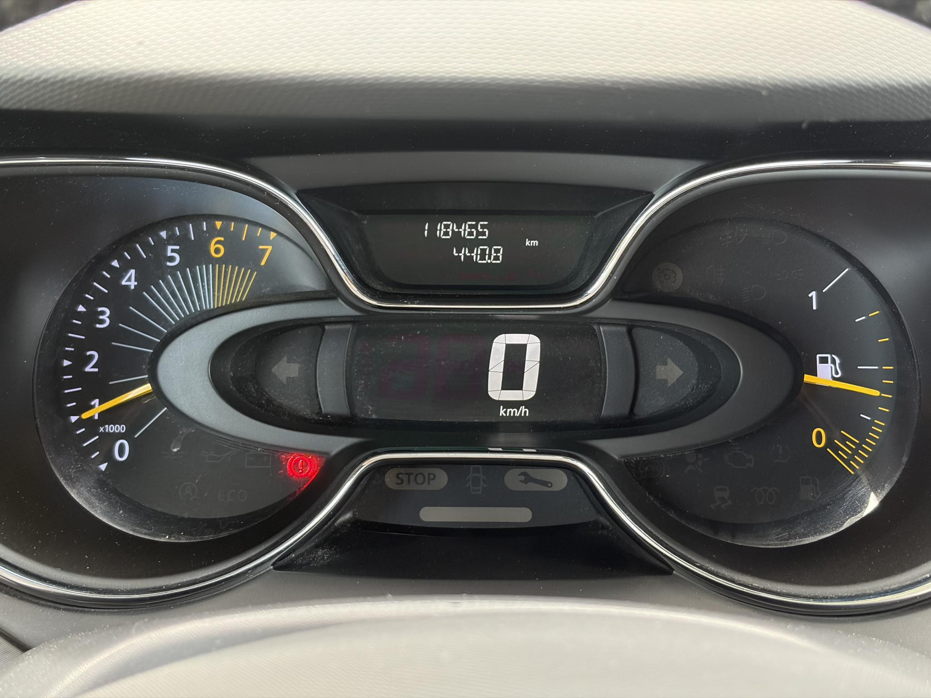Renault Captur 0.9 TCe Expression ✓1e Eigenaar✓Recent beurt gehad✓Dealer Onderhouden✓Navi✓Keyless✓Lm velgen✓Airco✓Cruise✓Pdc✓N.A.P✓Apk tot 08-2027