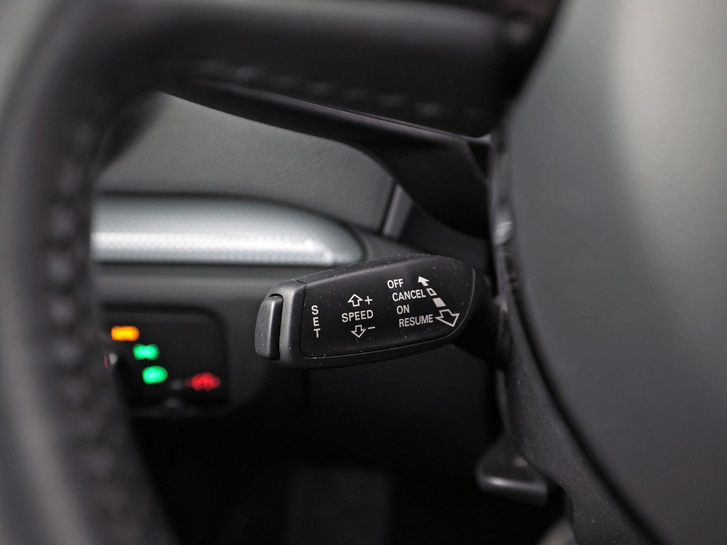 Audi A3 Sportback 1.4 TFSI S-Line Sport Automaat (NAVIGATIE, CLIMATE, LEDER/ALCANTARA, KEYLESS, SPORTSTOELEN, STOELVERWARMING, GETINT GLAS, CRUISE, NIEUWSTAAT)