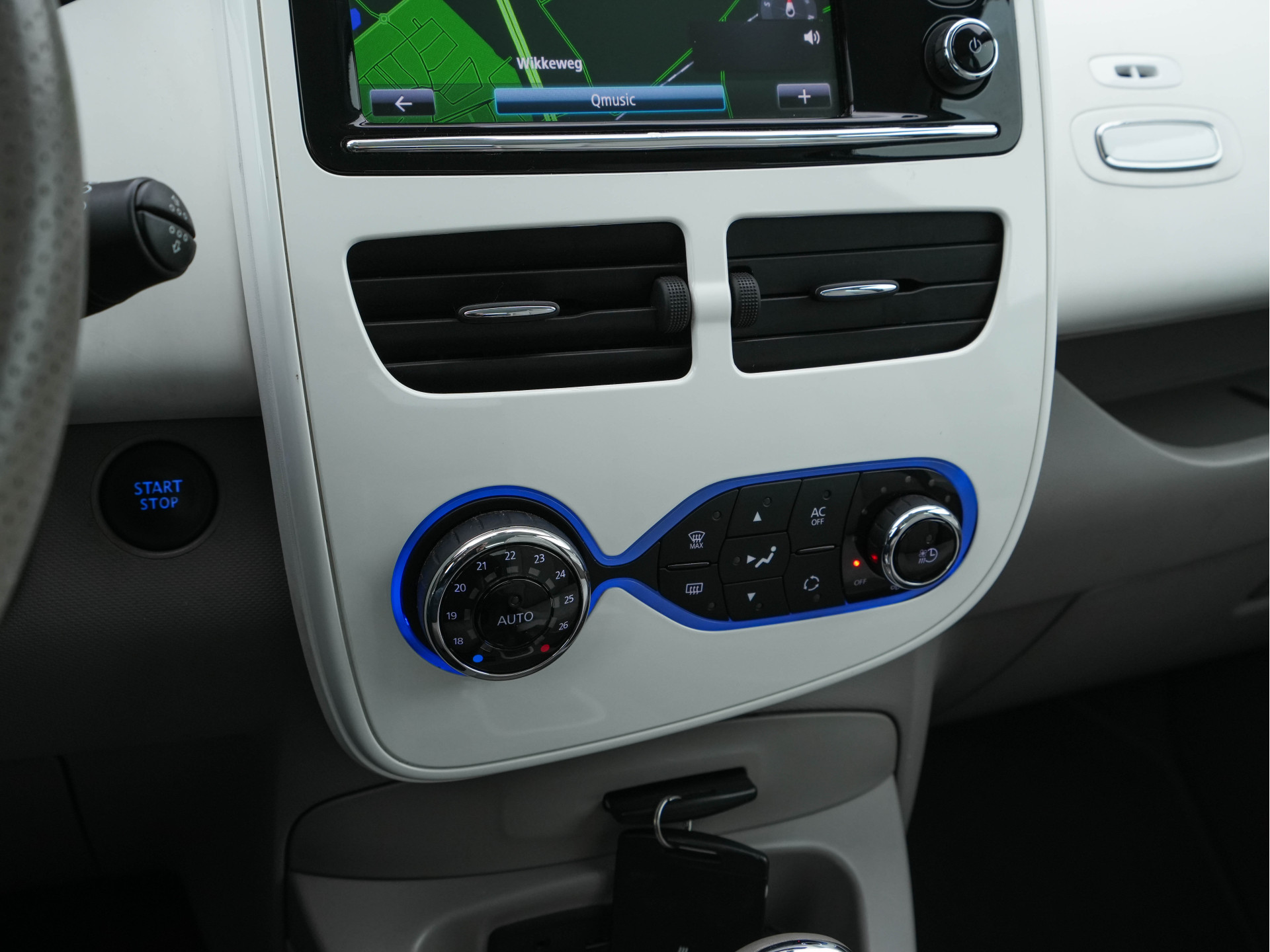 Renault ZOE Q210 (Includes-Battery) Zen Quickcharge 22 kWh [ 3-Fase ] {SOH-91%} Aut. *NAVI-FULLMAP | DIGI-COCKPIT | KEYLESS | CAMERA | COMFORT-SEATS | ECC | PDC | CRUISE |  16''ALU *