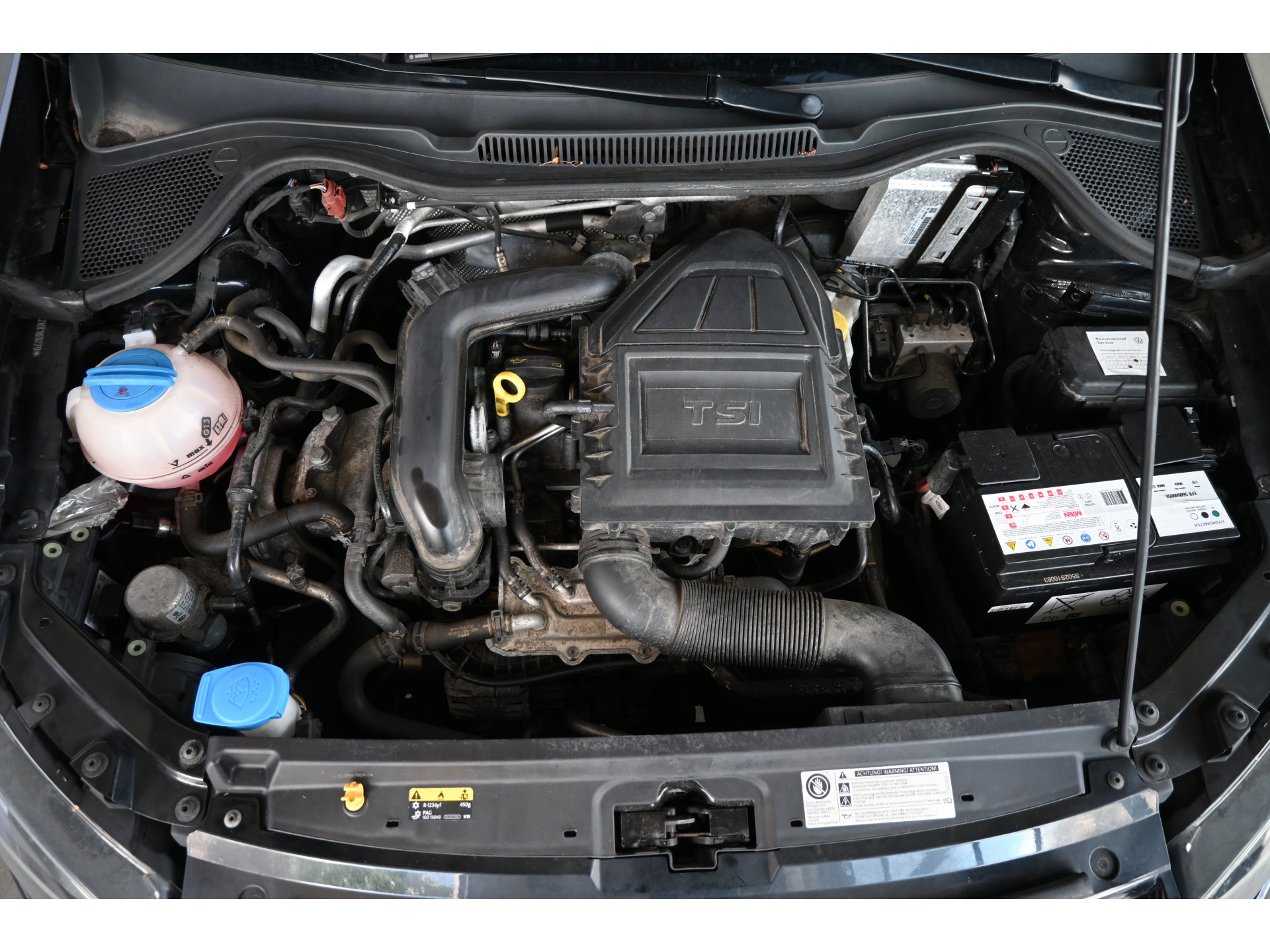 Volkswagen Polo 1.0 BlueMotion Edition Clima Navigatie Cruise Control Goed Onderhouden! Inruil Mogelijk!