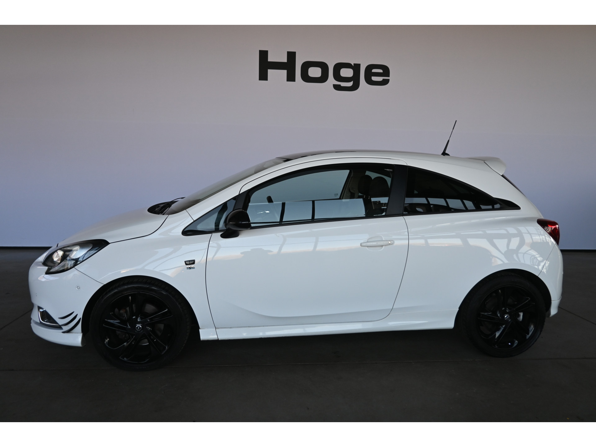 Opel Corsa 1.0 Turbo Color Edition OPC Line  Airco Cruise Control LED Rijklaarprijs! Inruil Mogelijk!