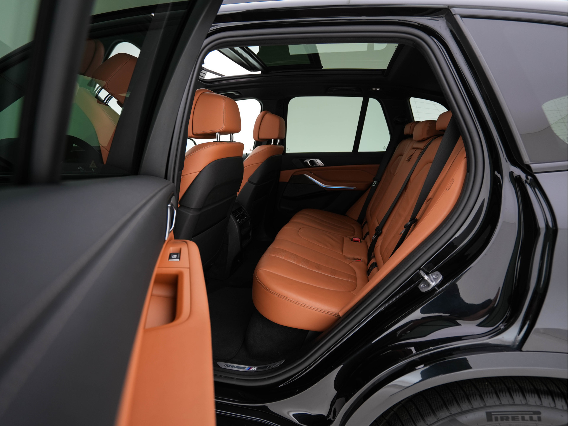 BMW X5 xDrive45e High Executive M-Sportpack (INCL-BTW) Aut. *PANO | LUXURY-LEATHER | FULL-LED | ADAPTIVE-CRUISE | HARMAN/KARDON-AUDIO | BLINDSPOT | MEMORY-PACK |  NAVI-FULLMAP | AMBIENT-LIGHT | HEATED-COMFORTSEATS | TOPVIEW | DAB | ...