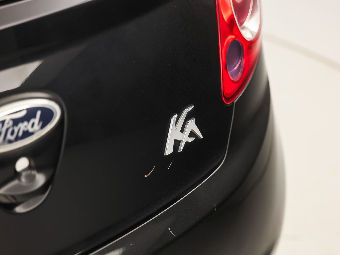 Ford Ka 1.2 Cool & Sound (AIRCO, ELEK RAMEN, SPORTSTOELEN, NIEUWE APK, NIEUWSTAAT)