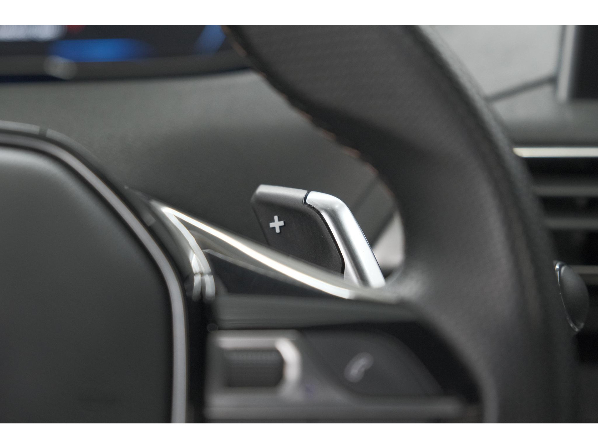 Peugeot 5008 PureTech 130 EAT8 GT-Line | Schuif-/Kanteldak | Trekhaak | Elektrische Kofferklep | Camera