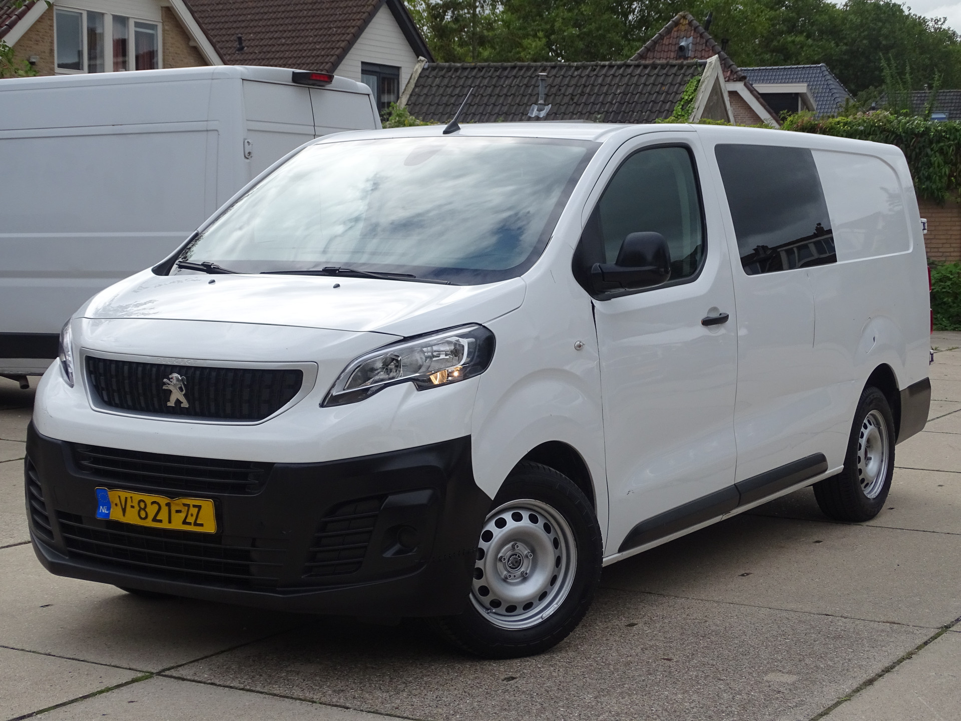 Peugeot Expert 231L 2.0 BlueHDI 120 DC Premium