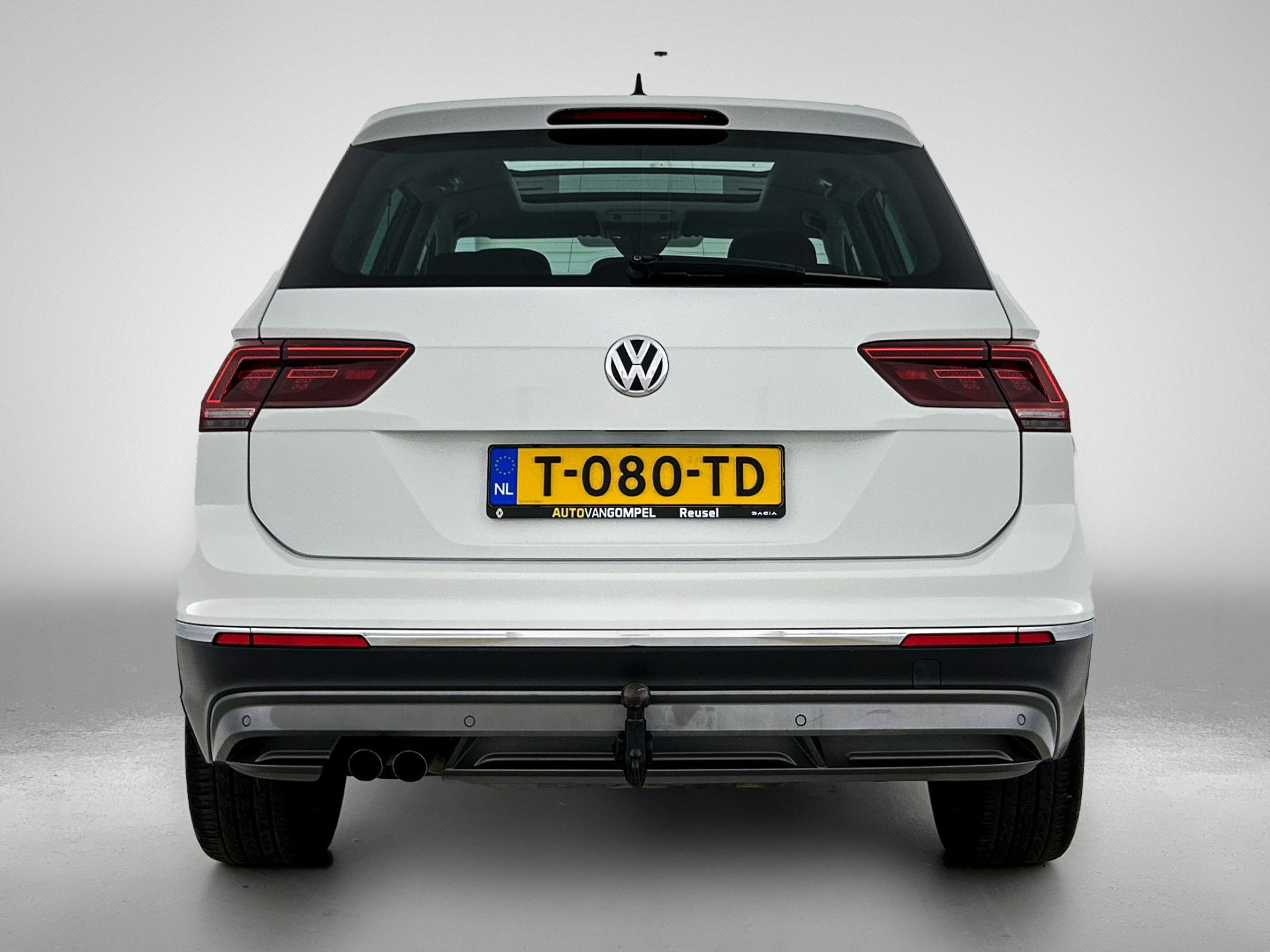 Volkswagen Tiguan 2.0 TSI 4Motion Highline Business R | PANORAMA | HEAD UP | ADAPTIVE | ELEKTR. A-KLEP | STOELVERW. | NAVI |
