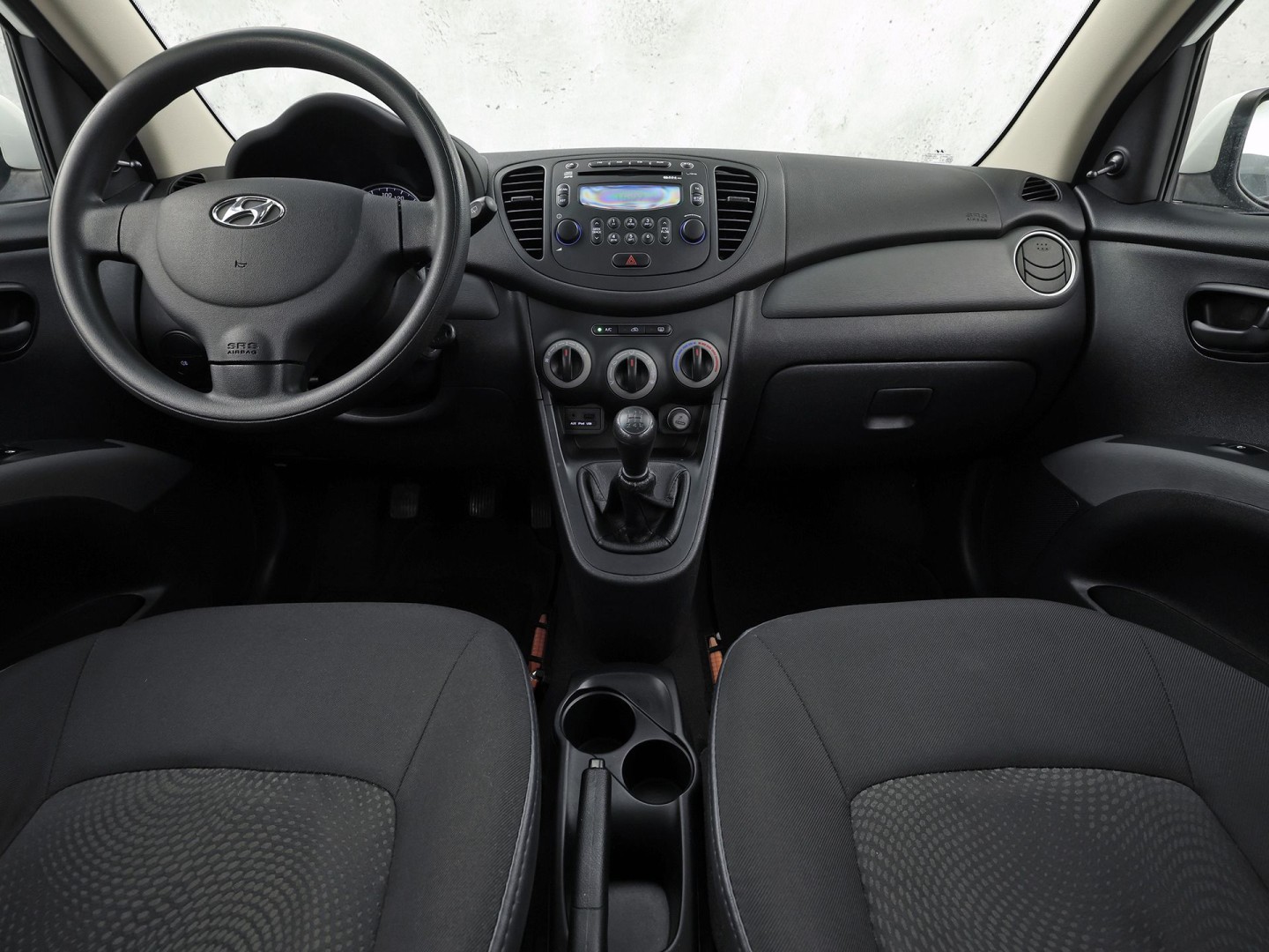 Hyundai i10 1.1 i-Drive Sport (AIRCO, SPORTSTOELEN, LM VELGEN, ELEK RAMEN, NIEUWSTAAT)