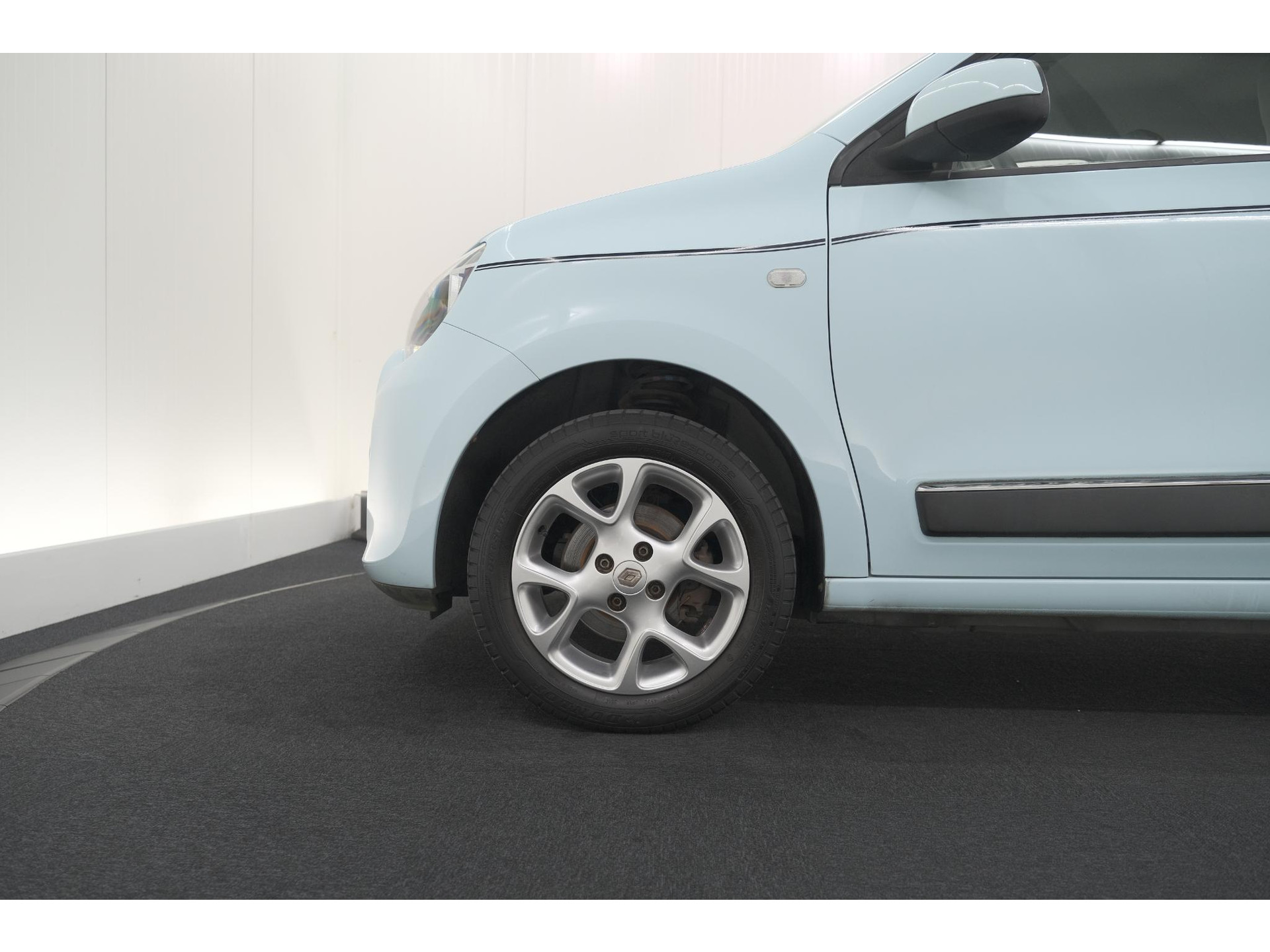 Renault Twingo 1.0 SCe Dynamique | Cruise control | LMV | Climate Control