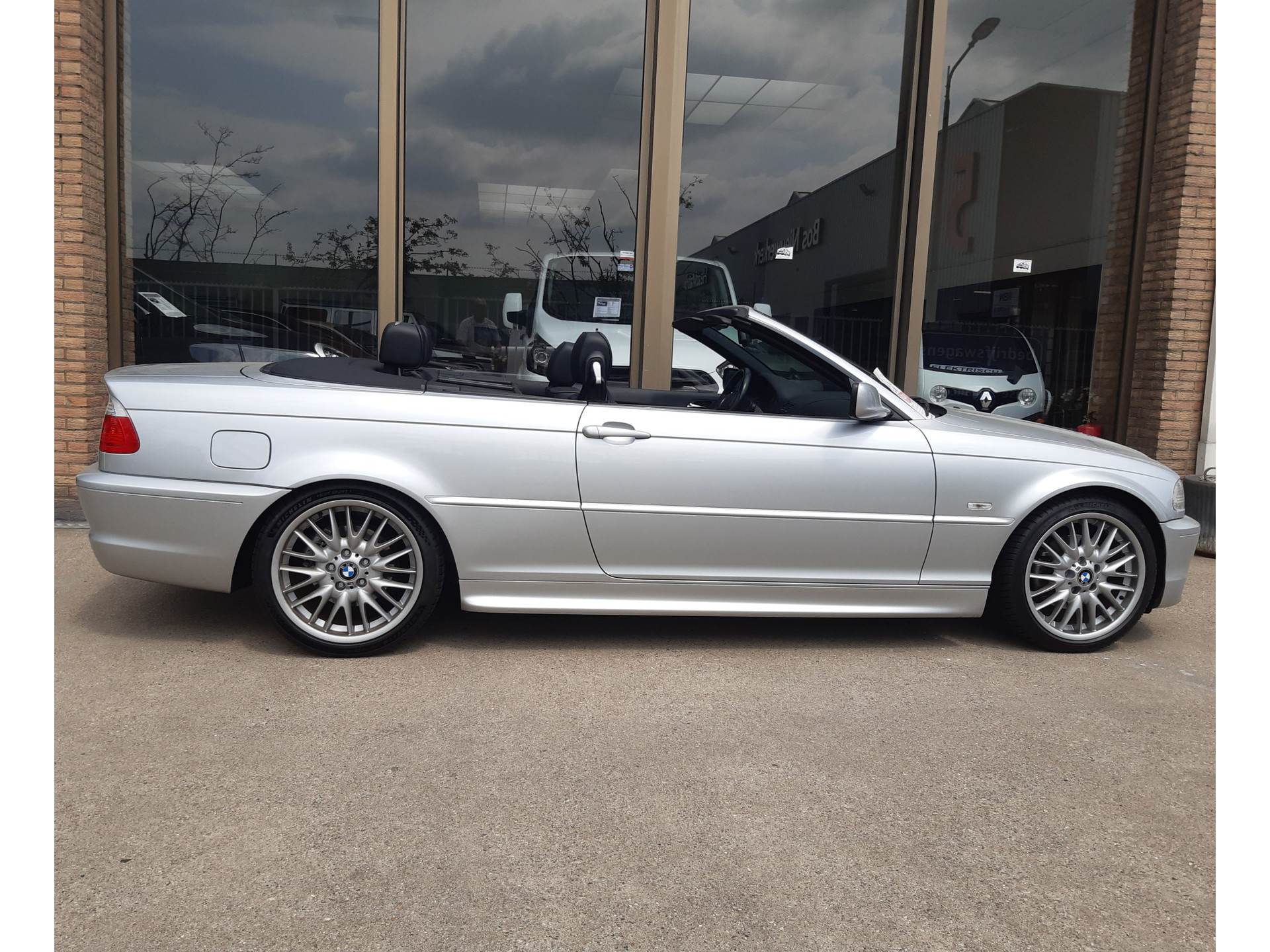 BMW 3-serie Cabrio 320Ci Executive 31.945 Km