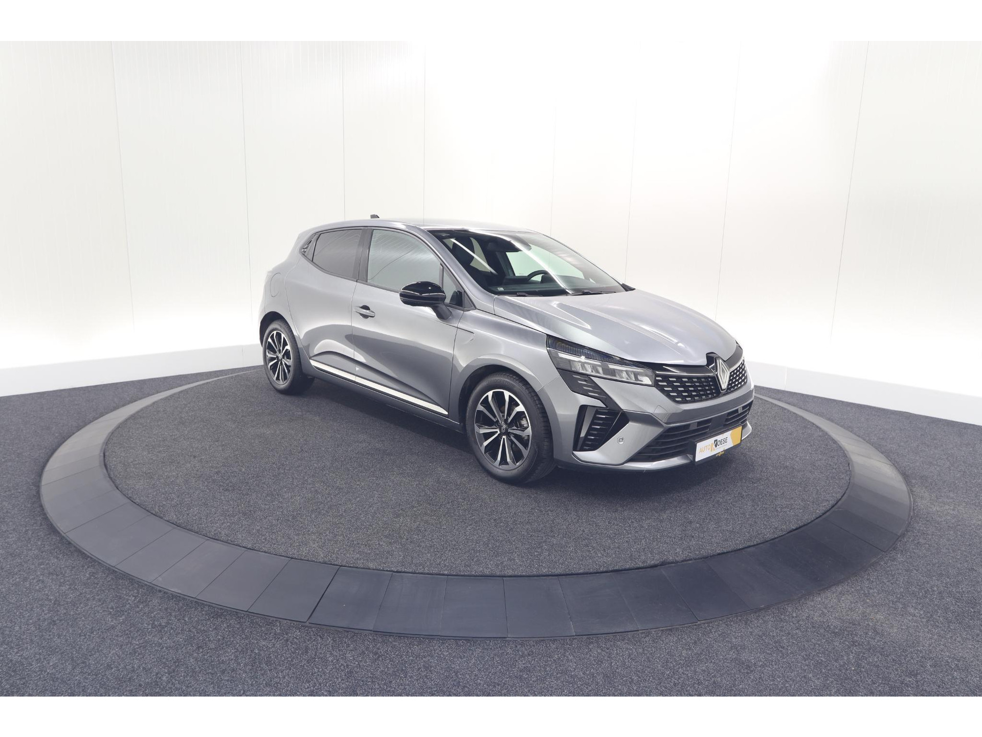 Renault Clio TCe 90 Techno | 360 Camera | Adaptieve Cruise Control | 9.3 Inch Groot Scherm