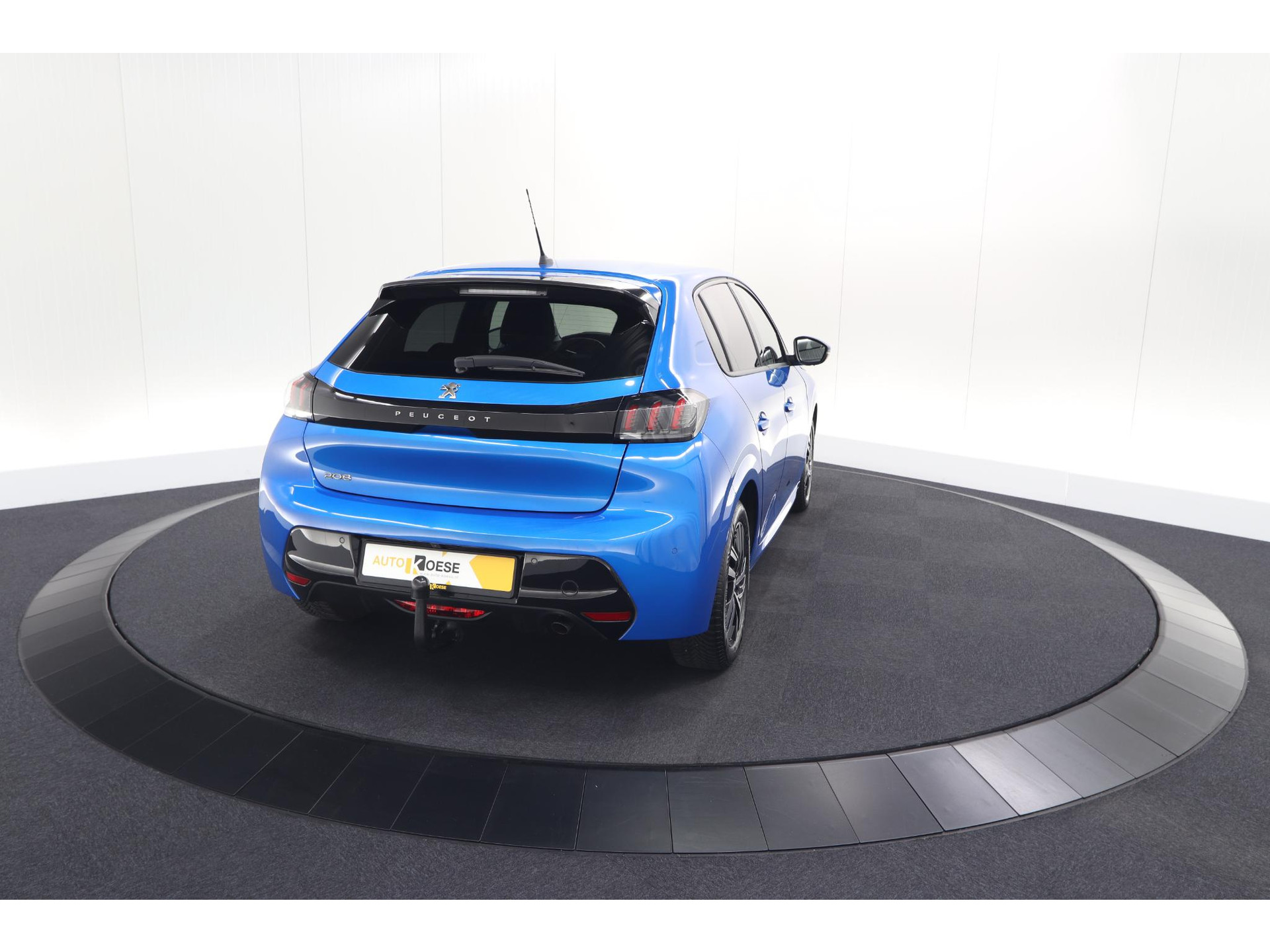 Peugeot 208 PureTech 100 Allure | Trekhaak | Camera | Apple Carplay | Navigatie | Parkeersensoren