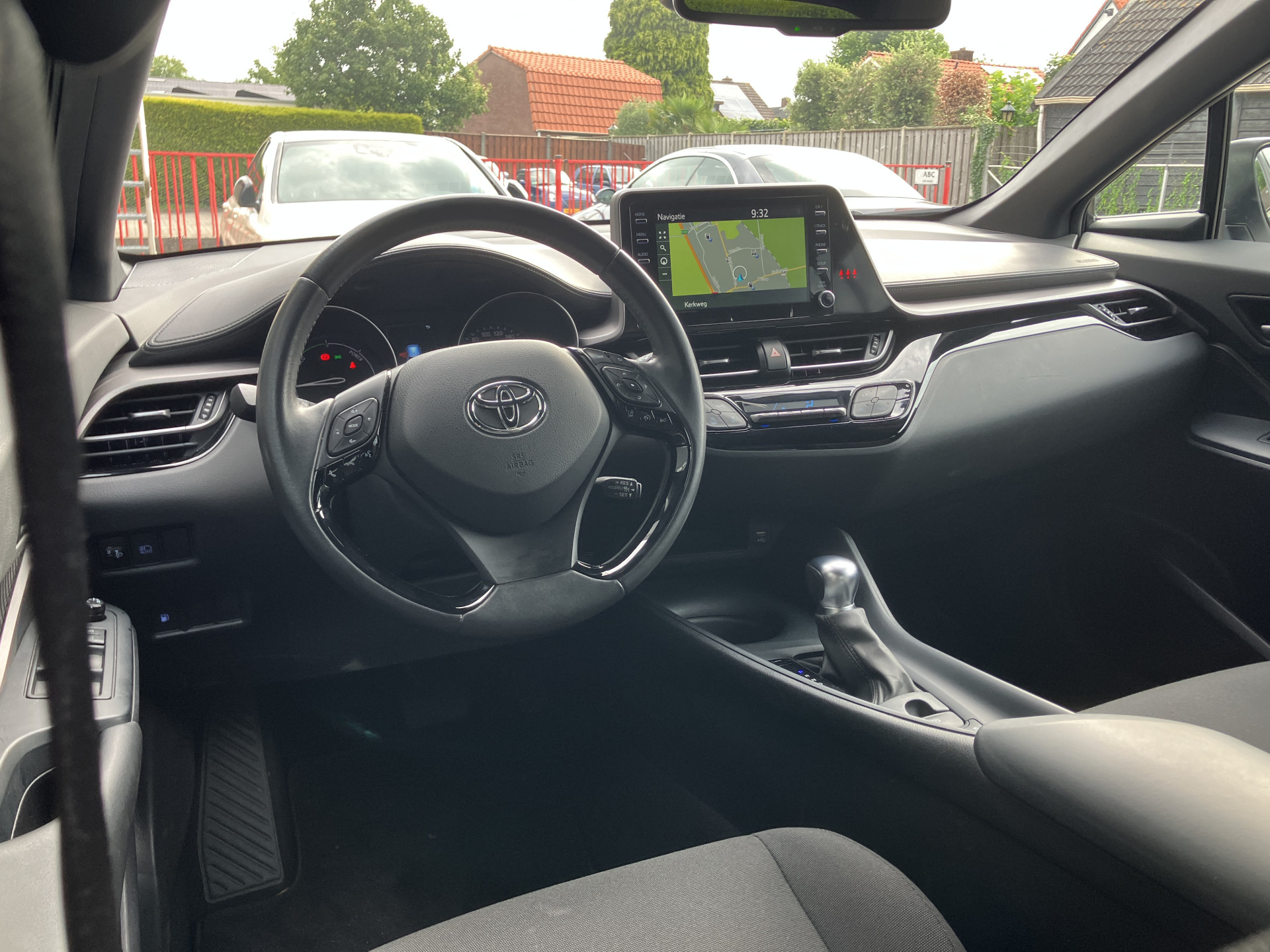Toyota C-HR 1.8 Hybrid Active AUT. | 1e eigenaar | navigatie | camera | apple carplay | cruise control | 36.000 KM