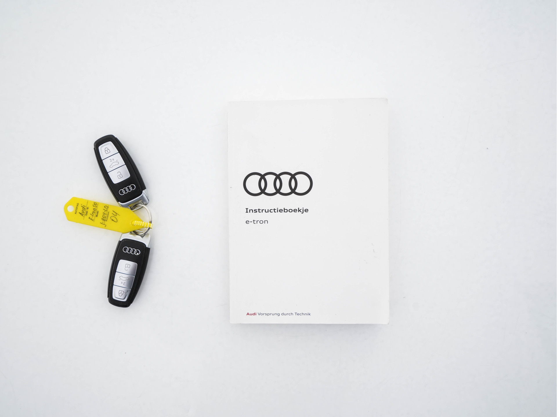 Audi e-tron 50 Quattro Launch edition 71 kWh (⚠️)  [ 3-Fase ] {SOH-100%} (INCL-BTW) Aut. *FULL-LED | DIGI-COCKPIT | NAVI-FULLMAP | HEATED-COMFORTSEATS | KEYLESS | AUDI-SOUND | SHIFT-PADDLES | ECC | PDC | CRUISE | 20''ALU*