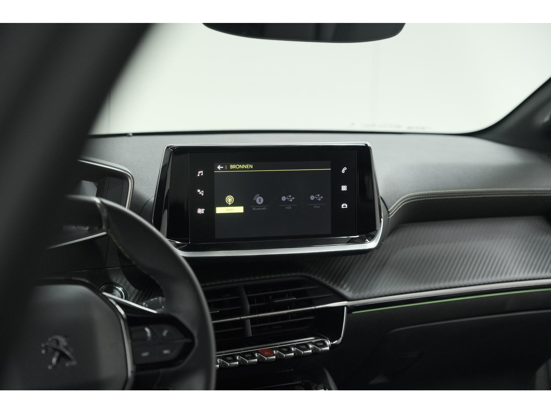 Peugeot 208 PureTech 100 GT | Camera | Adaptieve Cruise Control | Navigatie | Apple Carplay