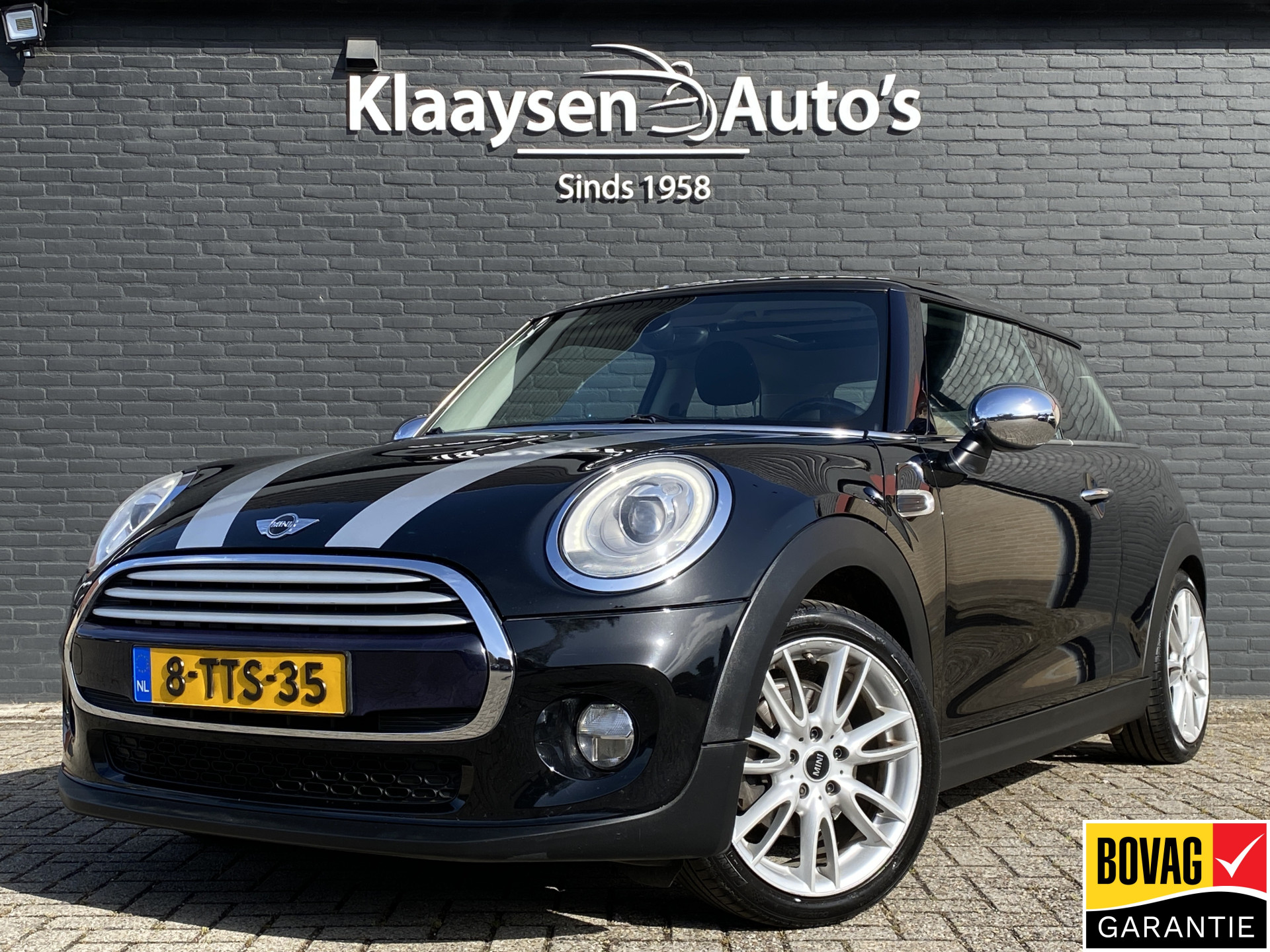 MINI Mini 1.5 Cooper Pepper 136 pk | navigatie | panoramadak | bluetooth | cruise control | chromen details | trekhaak