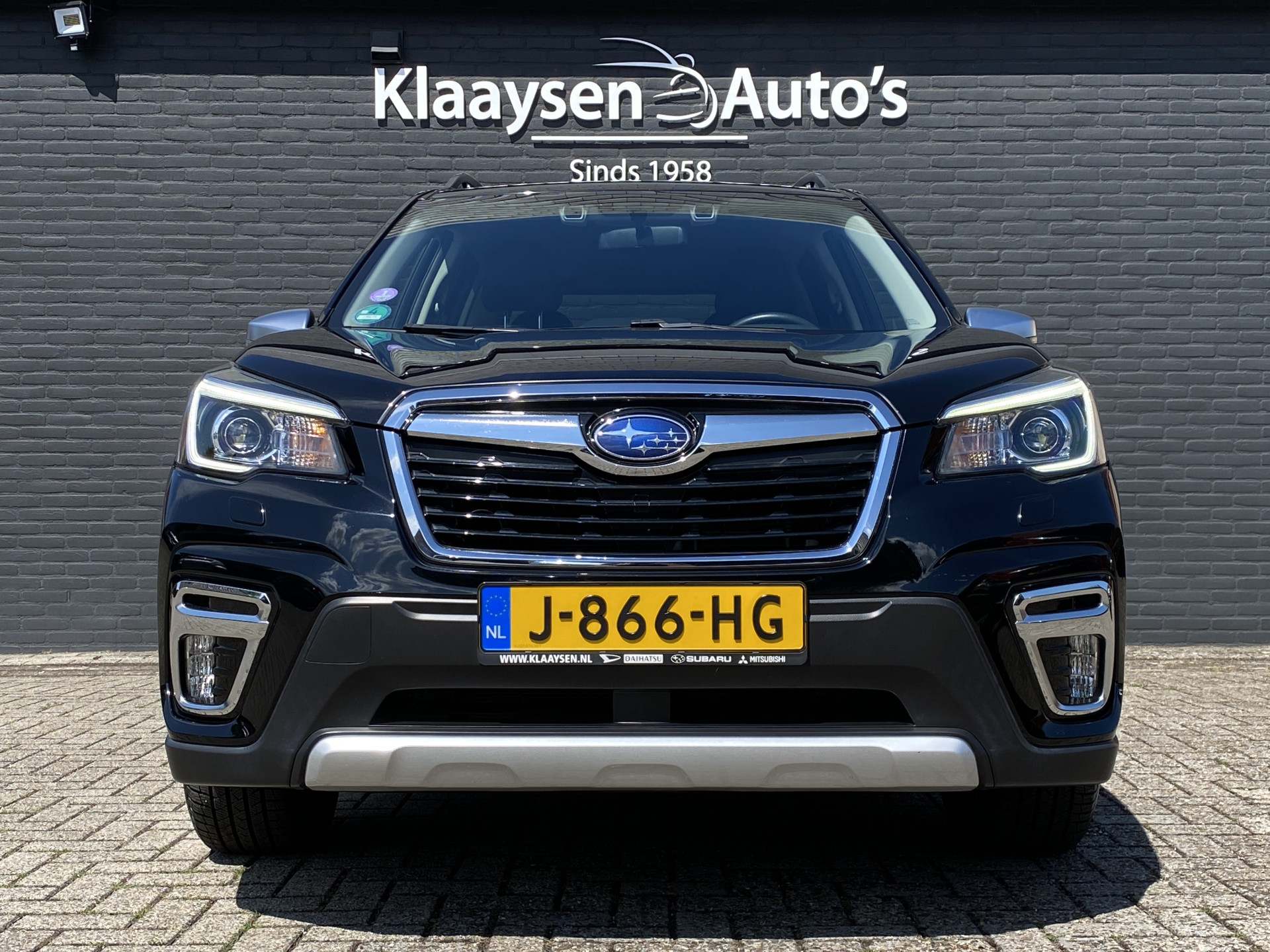 Subaru Forester 2.0i e-BOXER Luxury AUT. | dealer onderh. | leder interieur | trekhaak | adapt. cruise | carplay | memory seat