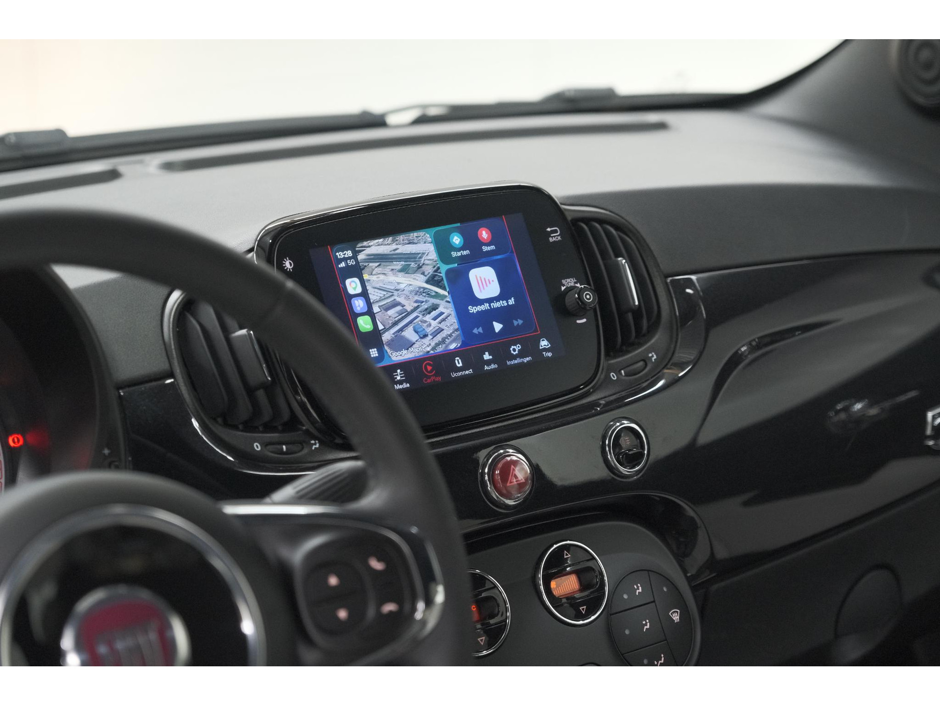 Fiat 500 C 1.0 Hybrid Dolcevita | Apple Carplay | Parkeersensoren | Climate Control