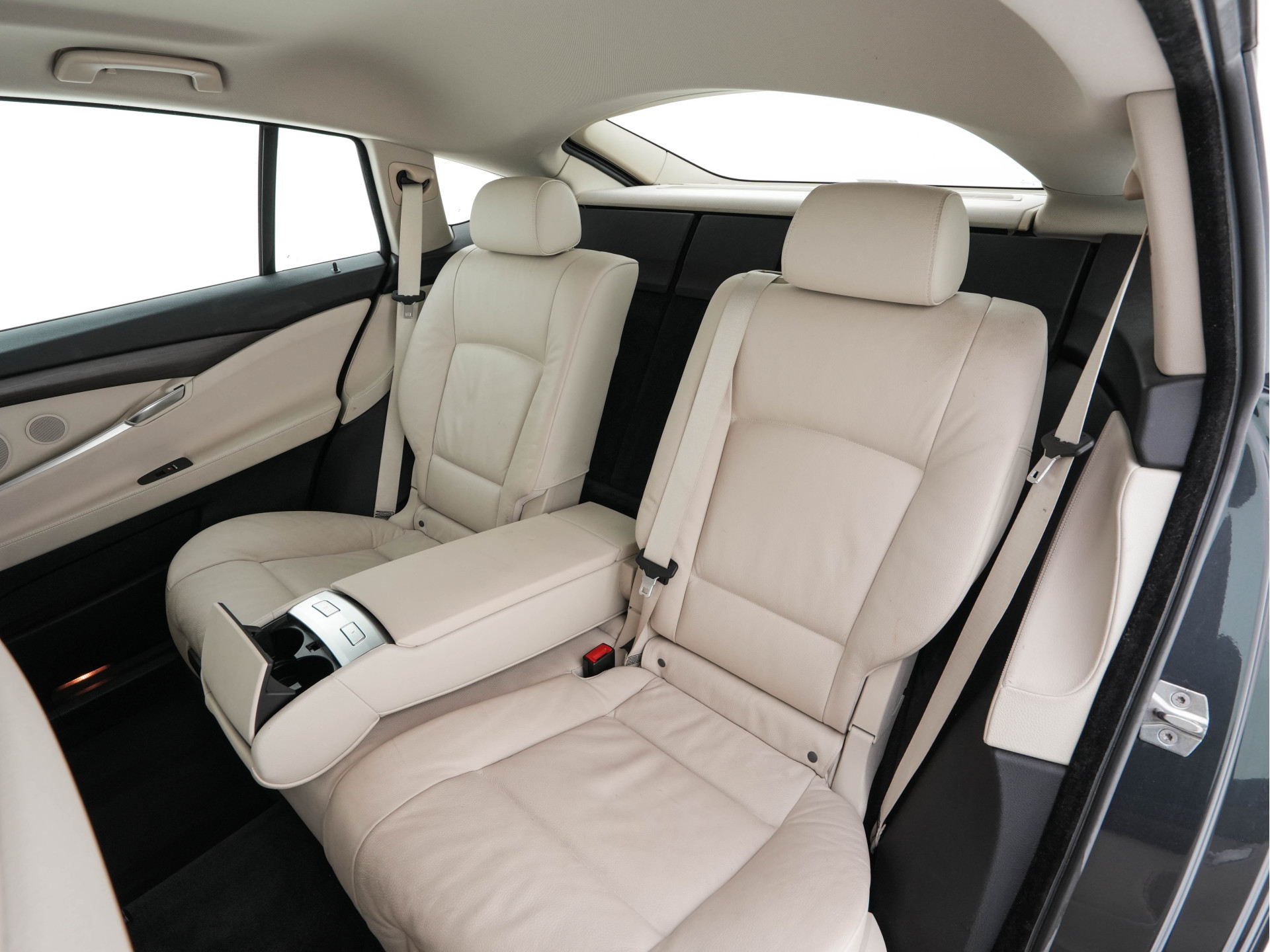 BMW 5-serie Gran Turismo 520d High Executive Aut. *HEAD-UP | ADAPTIVE-CRUISE | LUXURY-LEATHER | XENON | MEMORY-PACK | TOP-VIEW | HIFI-SOUND | NAVI-FULLMAP | ECC | PDC*