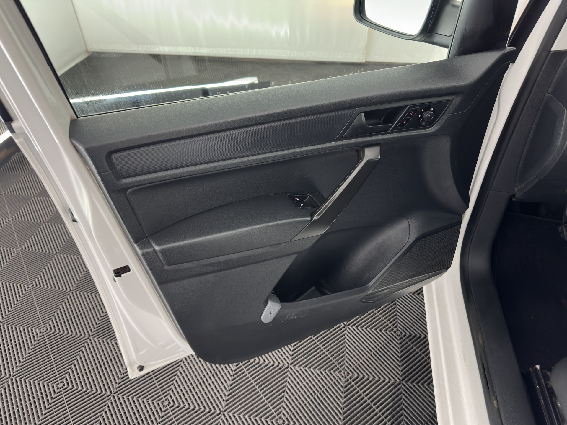 Volkswagen Caddy 1.4 TGI L2H1 EcoFuel Maxi *CRUISE | PDC | COMFORT-SEATS | RADIO-CD/MP3*