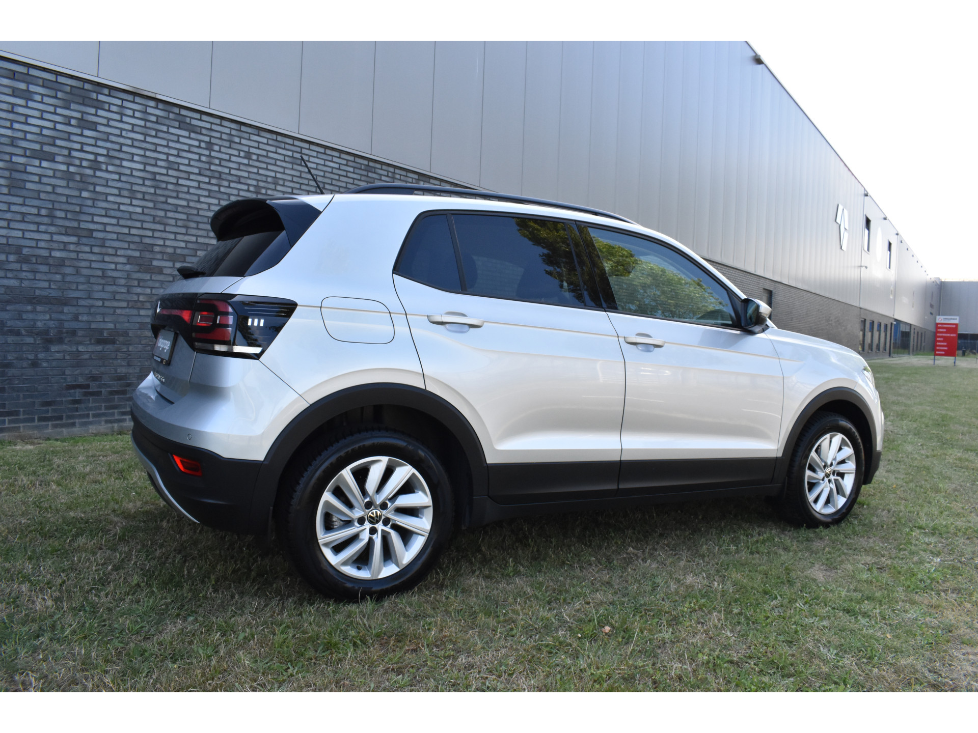 Volkswagen T-Cross 1.0 TSI Life Navigatie/CarPlay Automaat Stoelverwarming