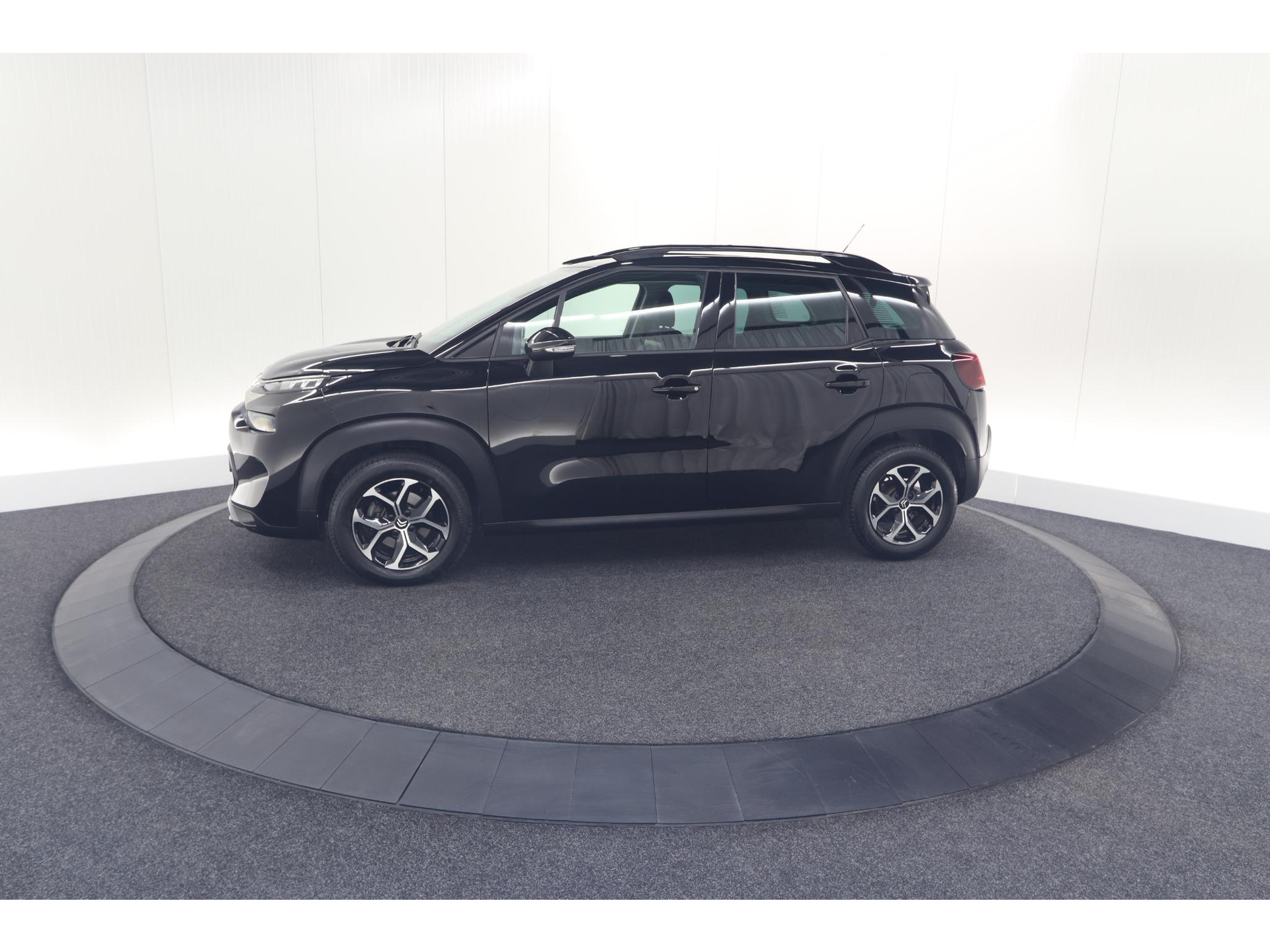 Citroen C3 Aircross PureTech 130 EAT6 Plus | Stoelverwarming | Apple Carplay | Parkeersensoren