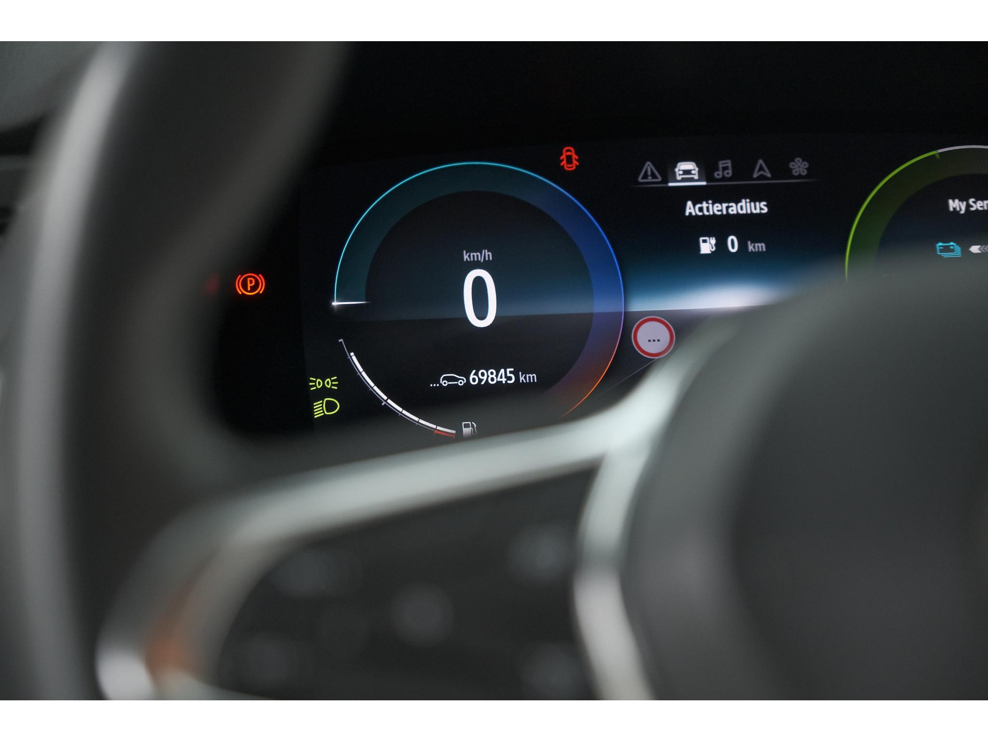 Renault Captur 1.6 E-Tech Plug-in Hybrid 160 Business | Parkeersensoren | Apple Carplay | Navigatie | Climate Control