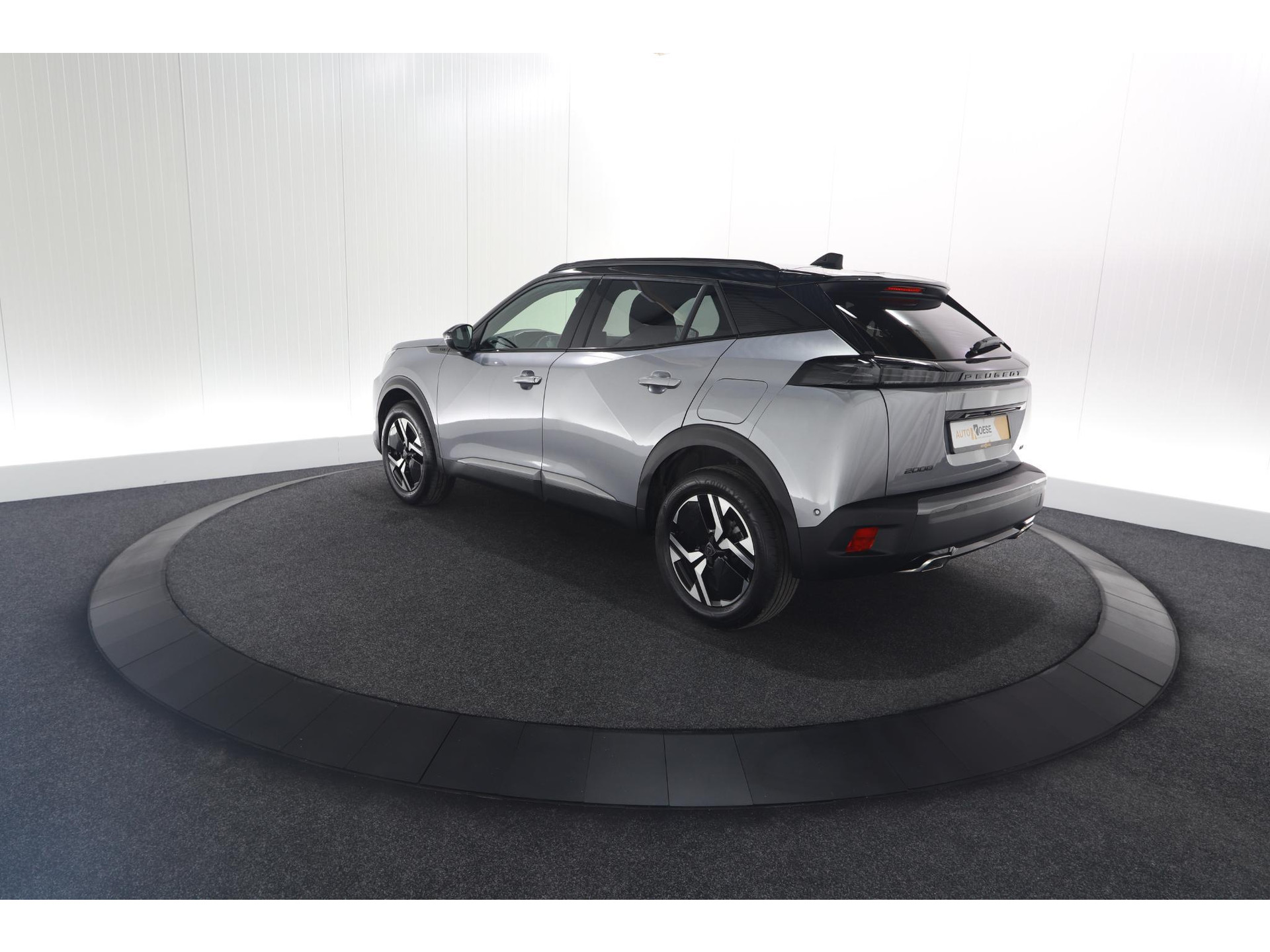 Peugeot 2008 PureTech 130 EAT8 GT | 360 Camera | Adaptieve Cruise Control | Dodehoekdetectie | Apple Carplay