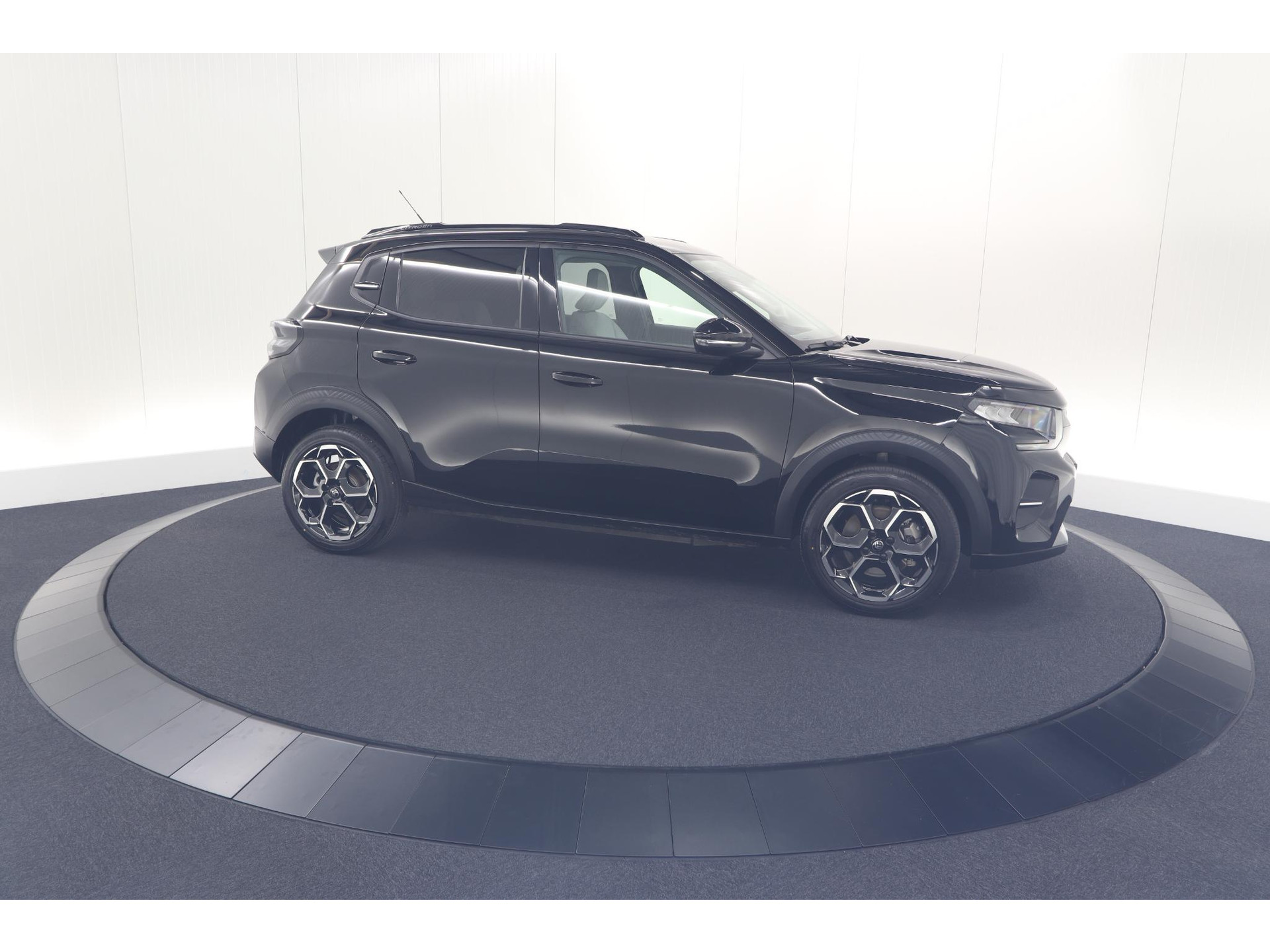 Citroen Ë-C3 Max 113pk 44 kWh | 7 KW Laadfunctie | Camera | Navigatie | Apple Carplay | Parkeersensoren