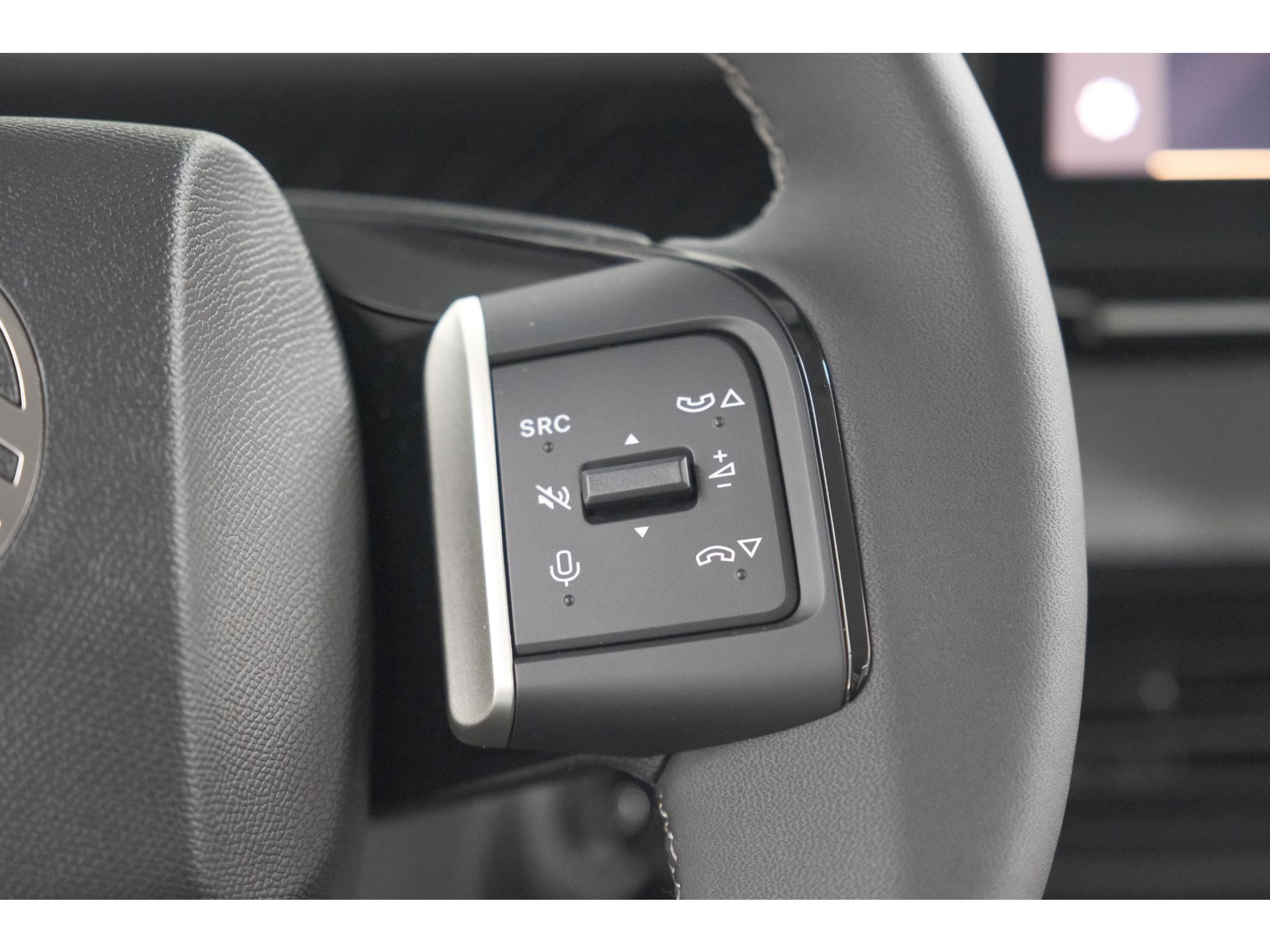 Citroen Ë-C3 Aircross Plus 113pk Extended Range 54 kWh | 11 KW Lader | Camera | Apple CarPlay | Parkeersensoren