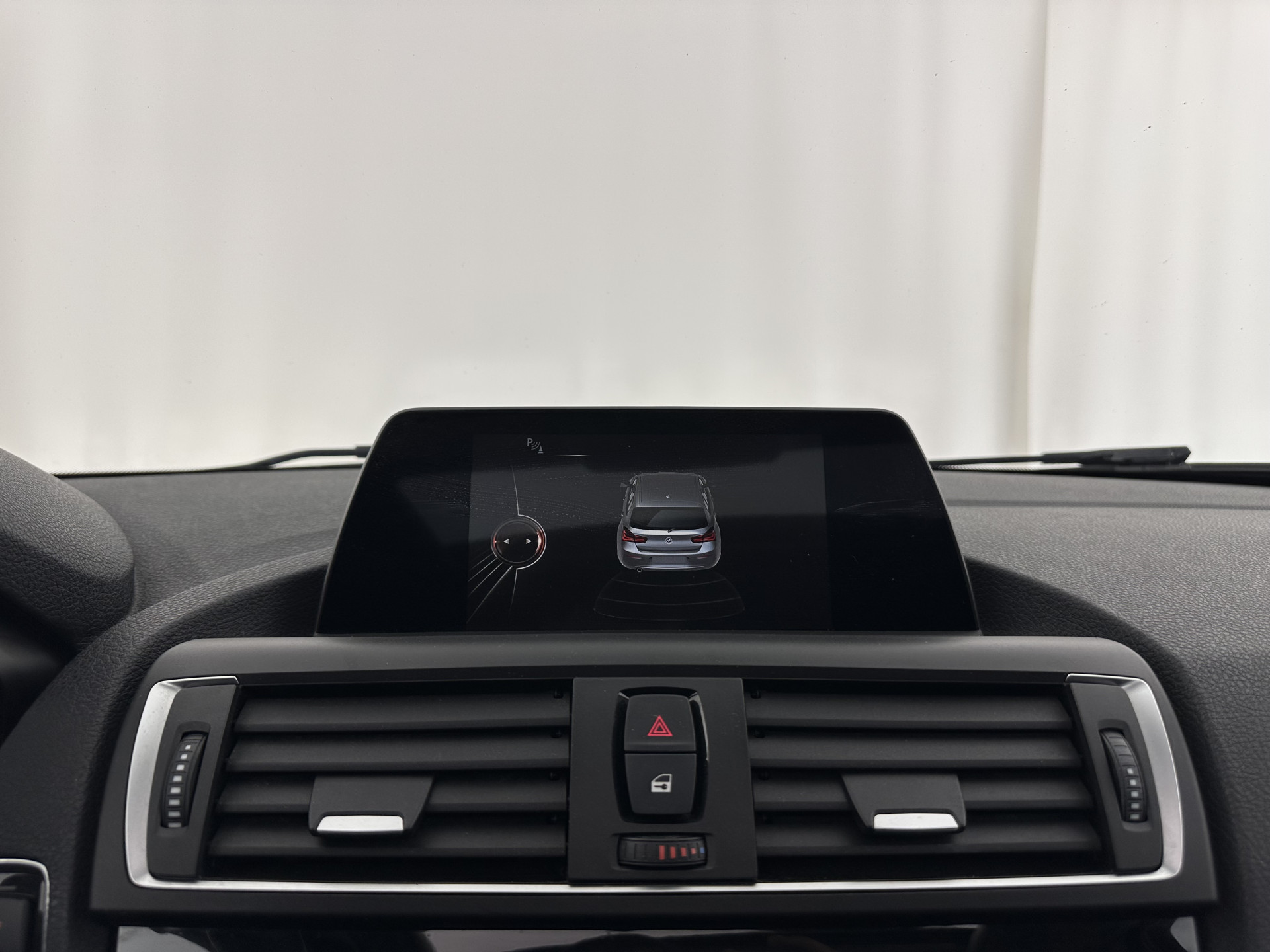 BMW 1-serie 116d EDE Corporate Lease Sport ⚠️GEARBOX AUDIBLE⚠️*PANO | FULL-LED | HEATED-SPORTSEATS | KEYLESS | NAVI-FULLMAP | PRIVACY-GLASS | ECC | PDC | CRUISE | 16''ALU*