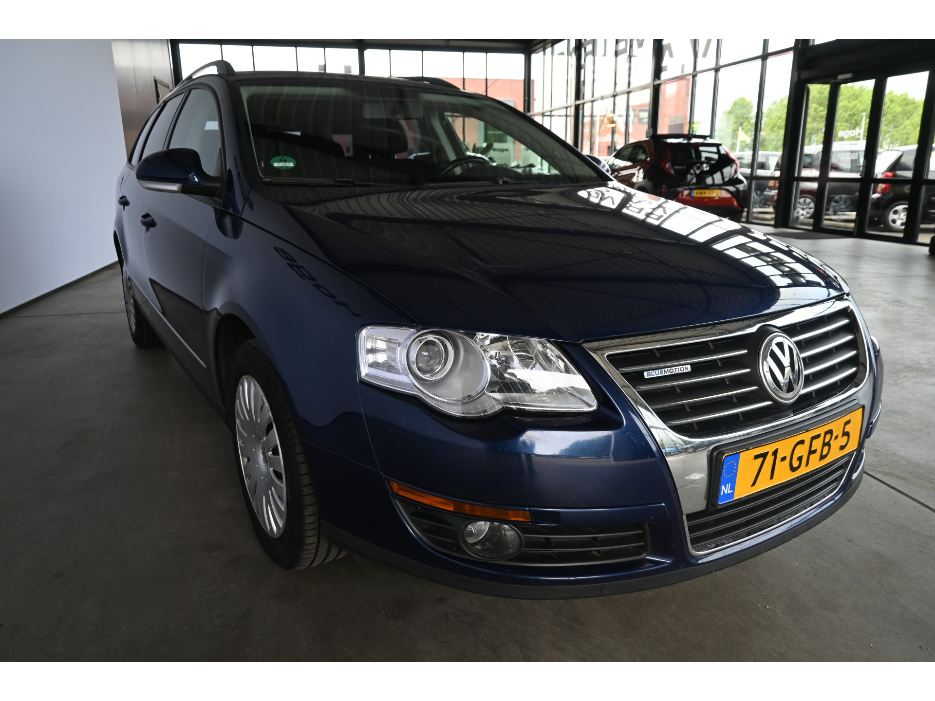 Volkswagen Passat Variant 1.9 TDI Trendline BlueMotion Airco Cruise control Trekhaak Inruil Mogelijk!