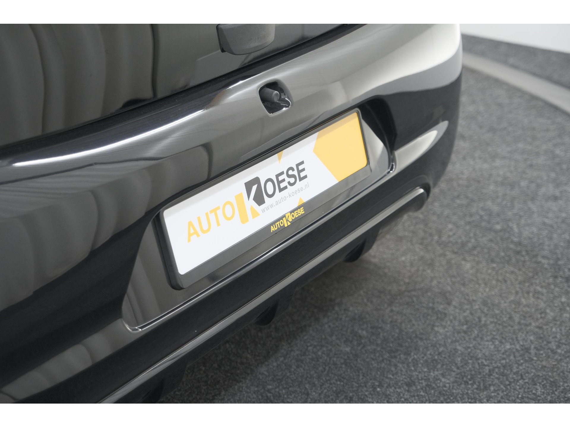 Peugeot 108 1.0 e-VTi Active | Unieke Auto! | Automaat | Airco | Getint Glas | Bluetooth Radio | 5 Deurs