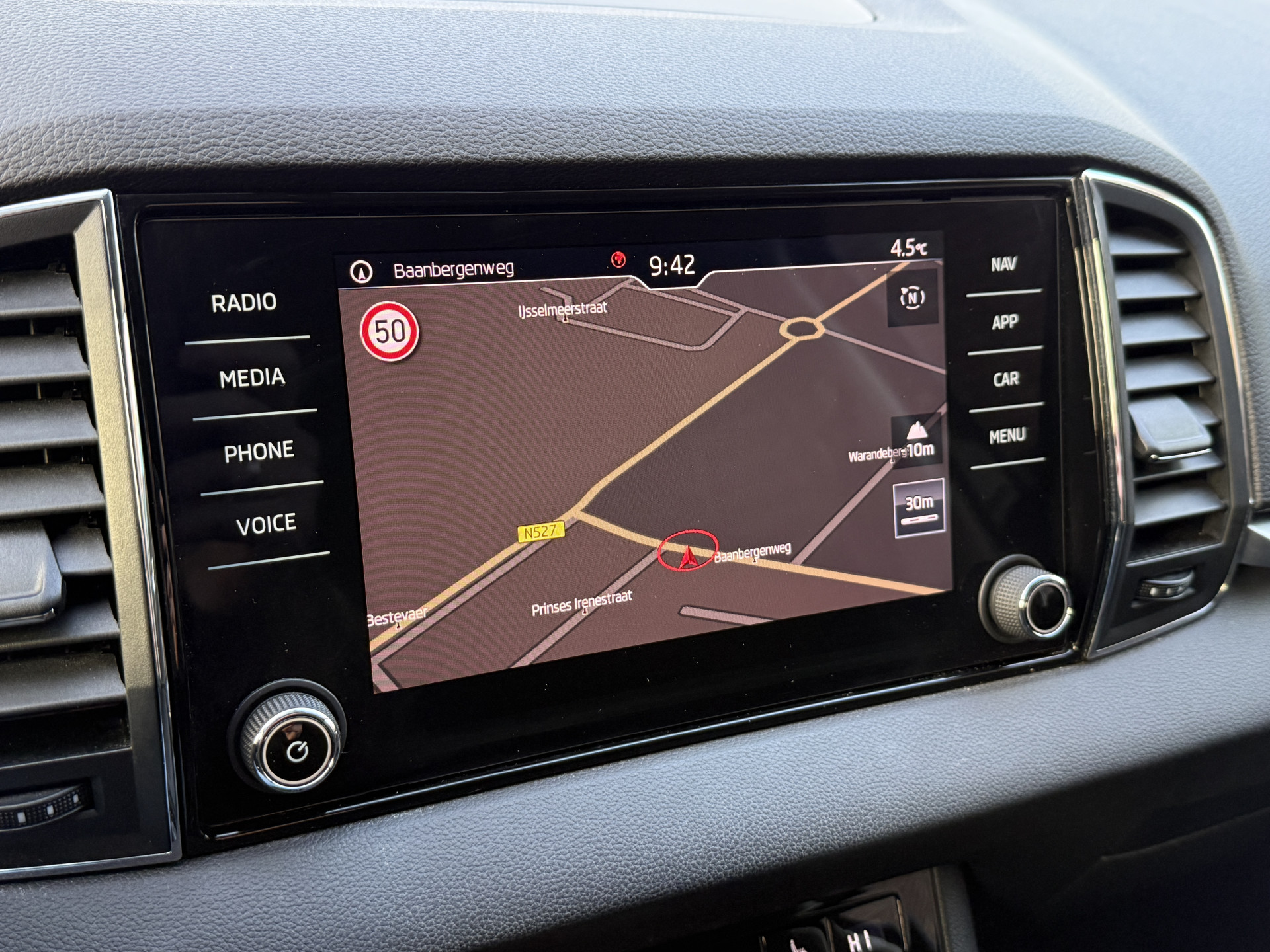 ŠKODA Karoq 1.0 TSI Style | Keyless | Apple carplay | Stoelverwarming